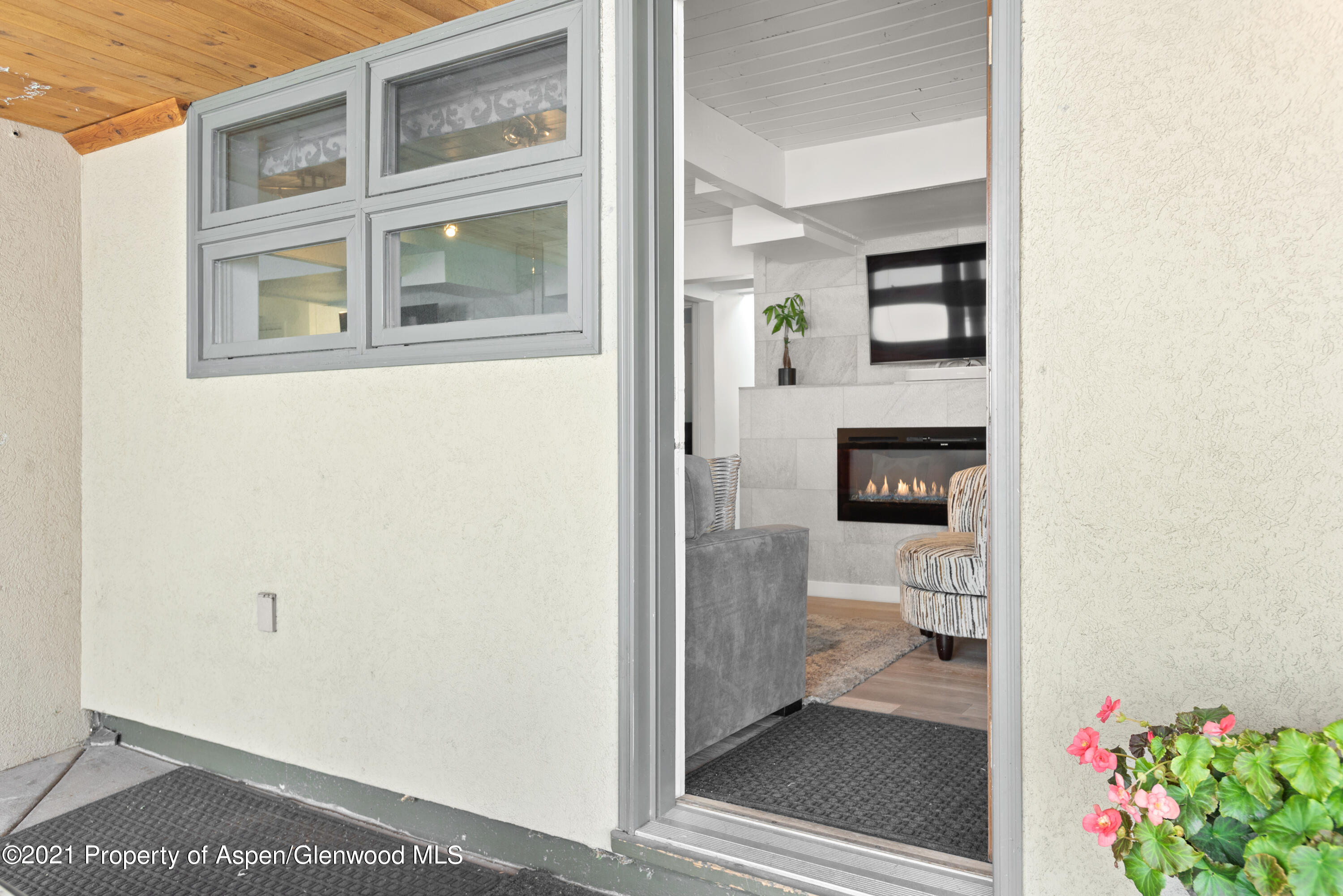 630 E Cooper Ave, #4