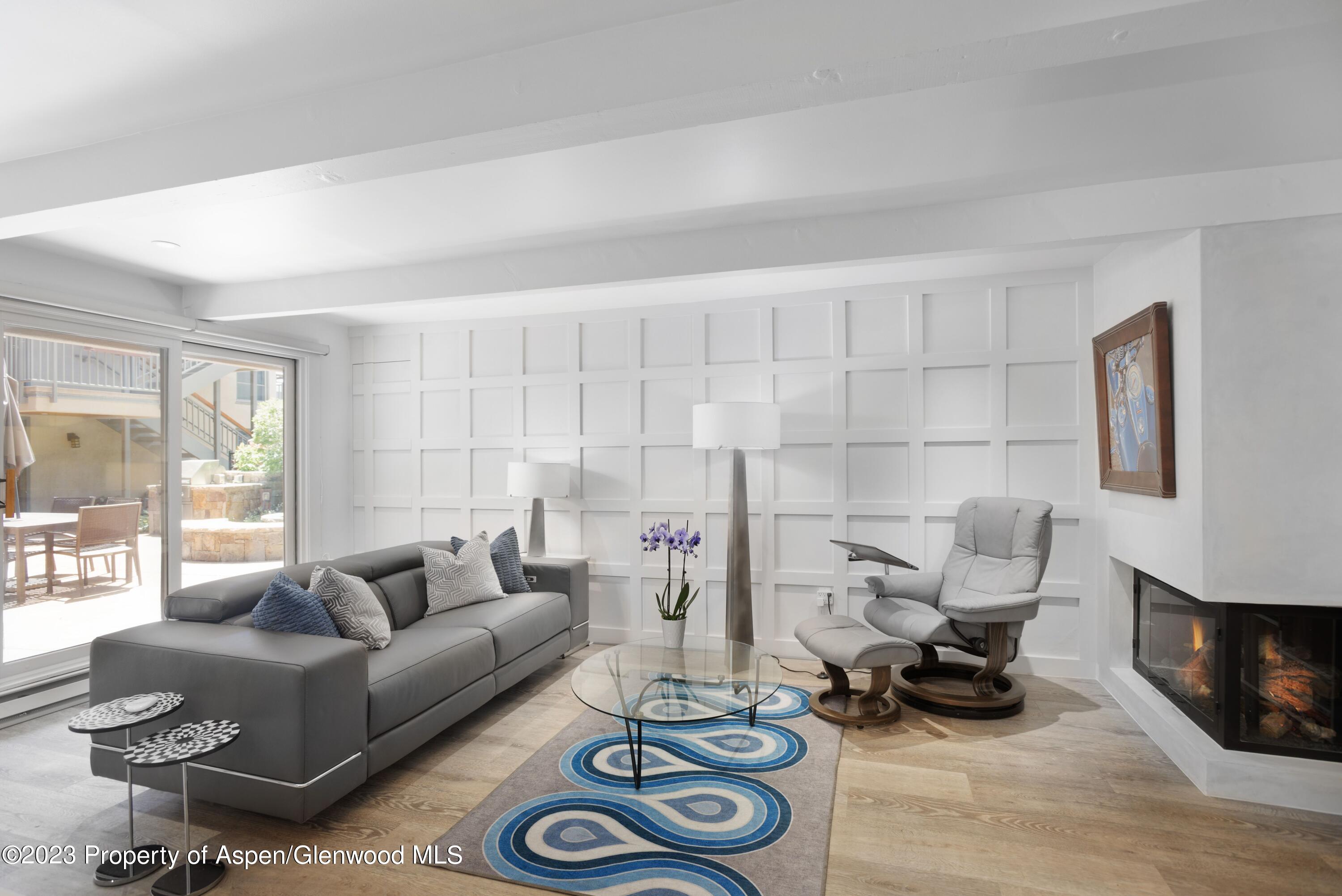630 E Cooper Avenue, #2