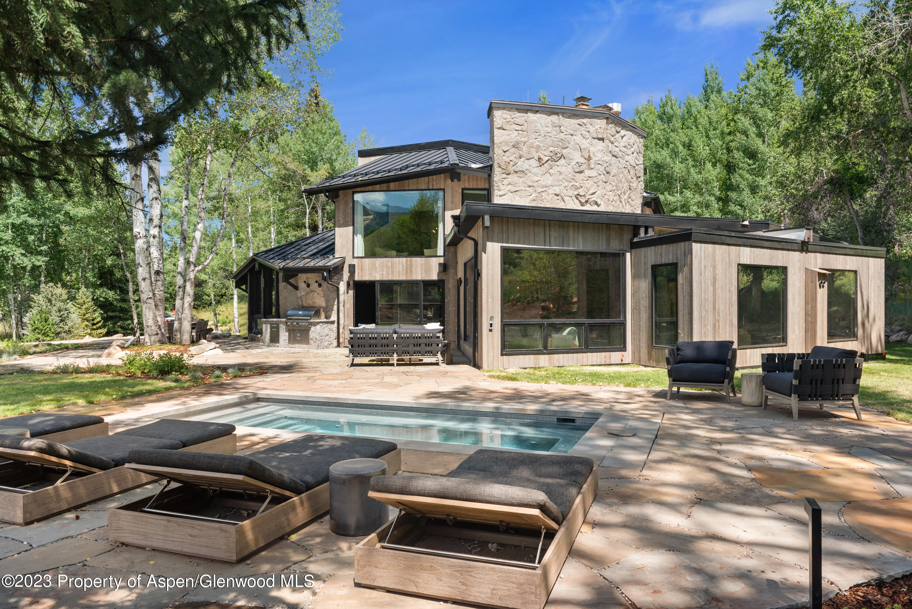 763 Willoughby Way