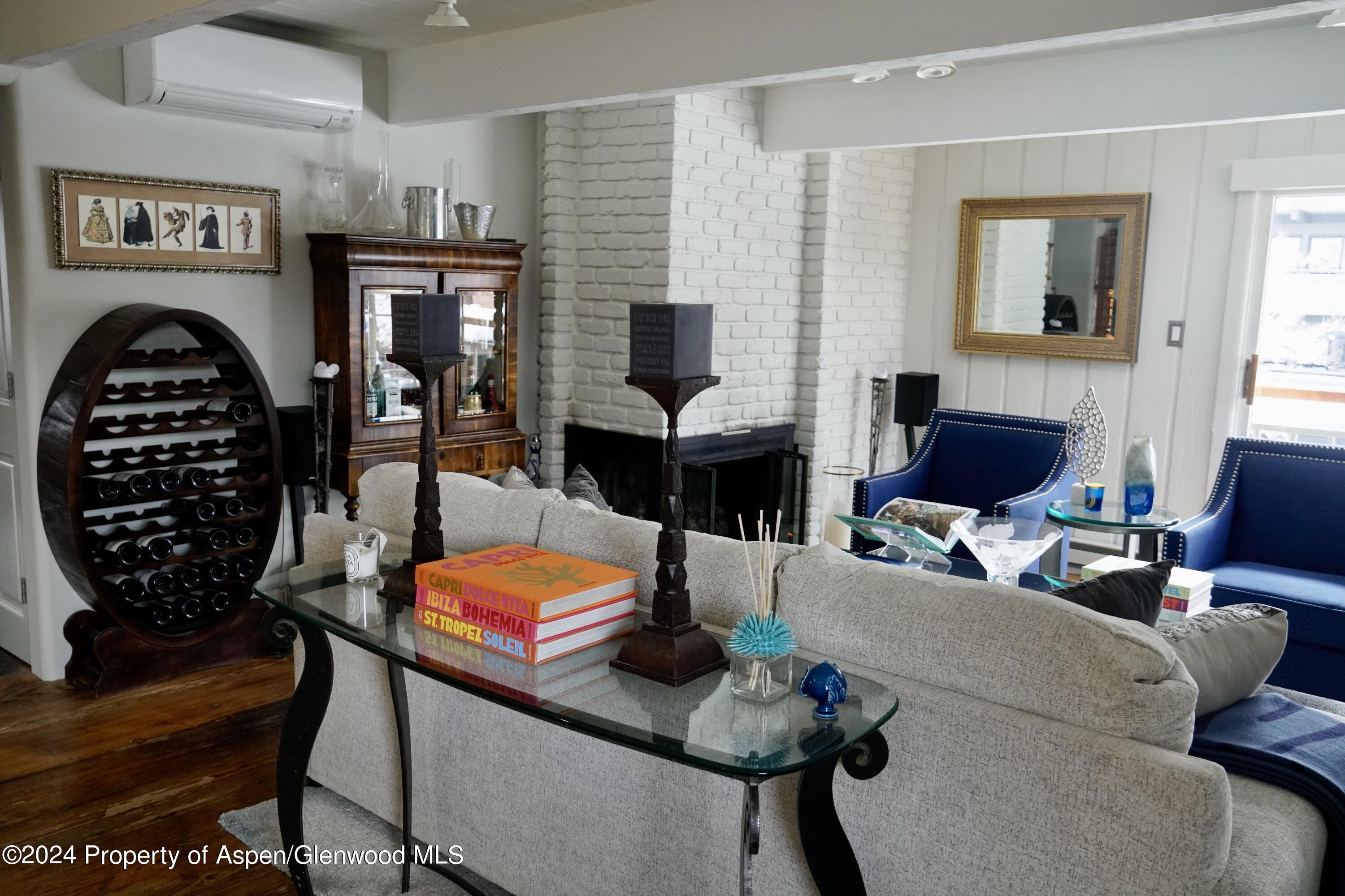 630 E Cooper Avenue, 20