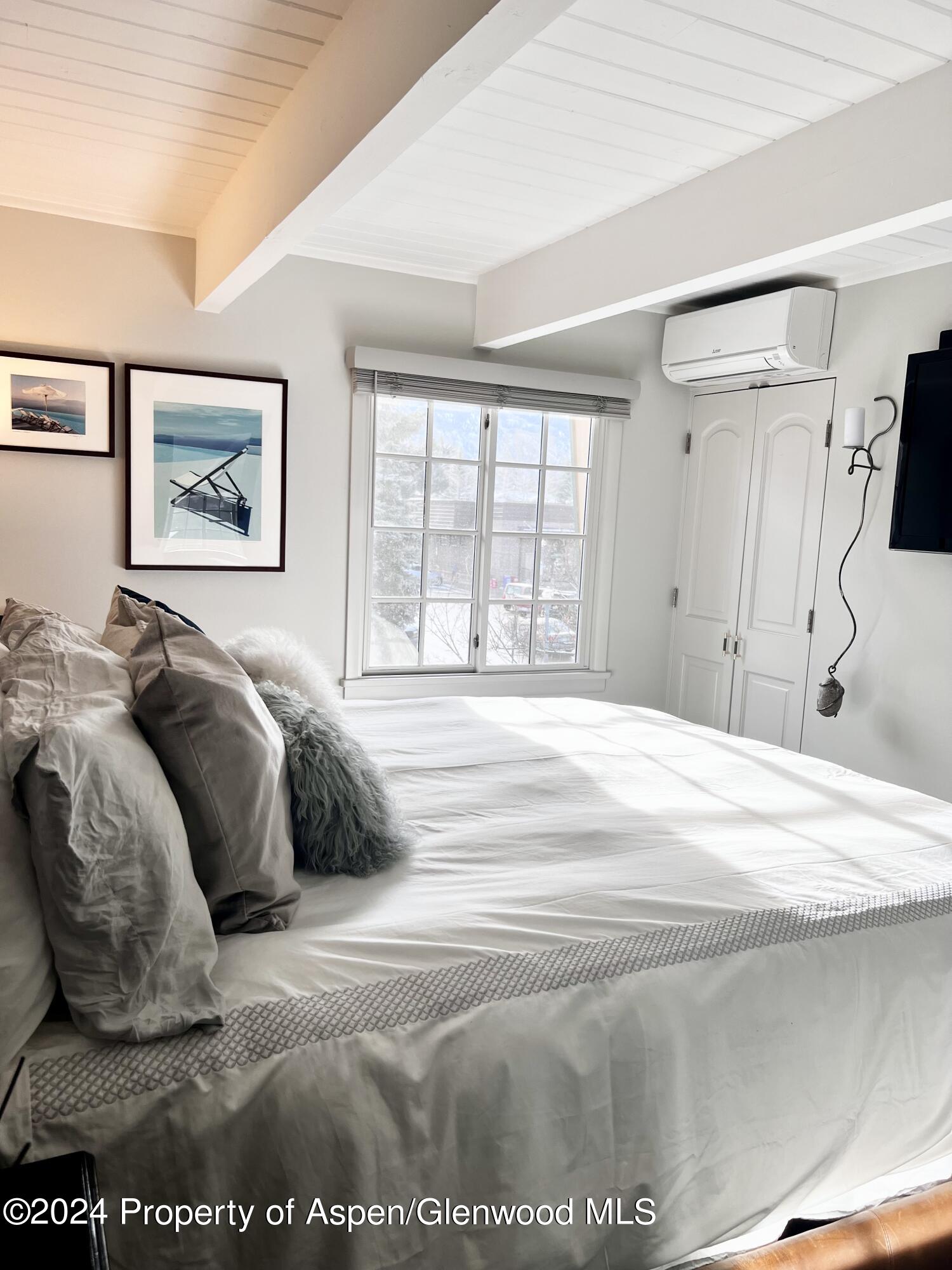 630 E Cooper Avenue, 20