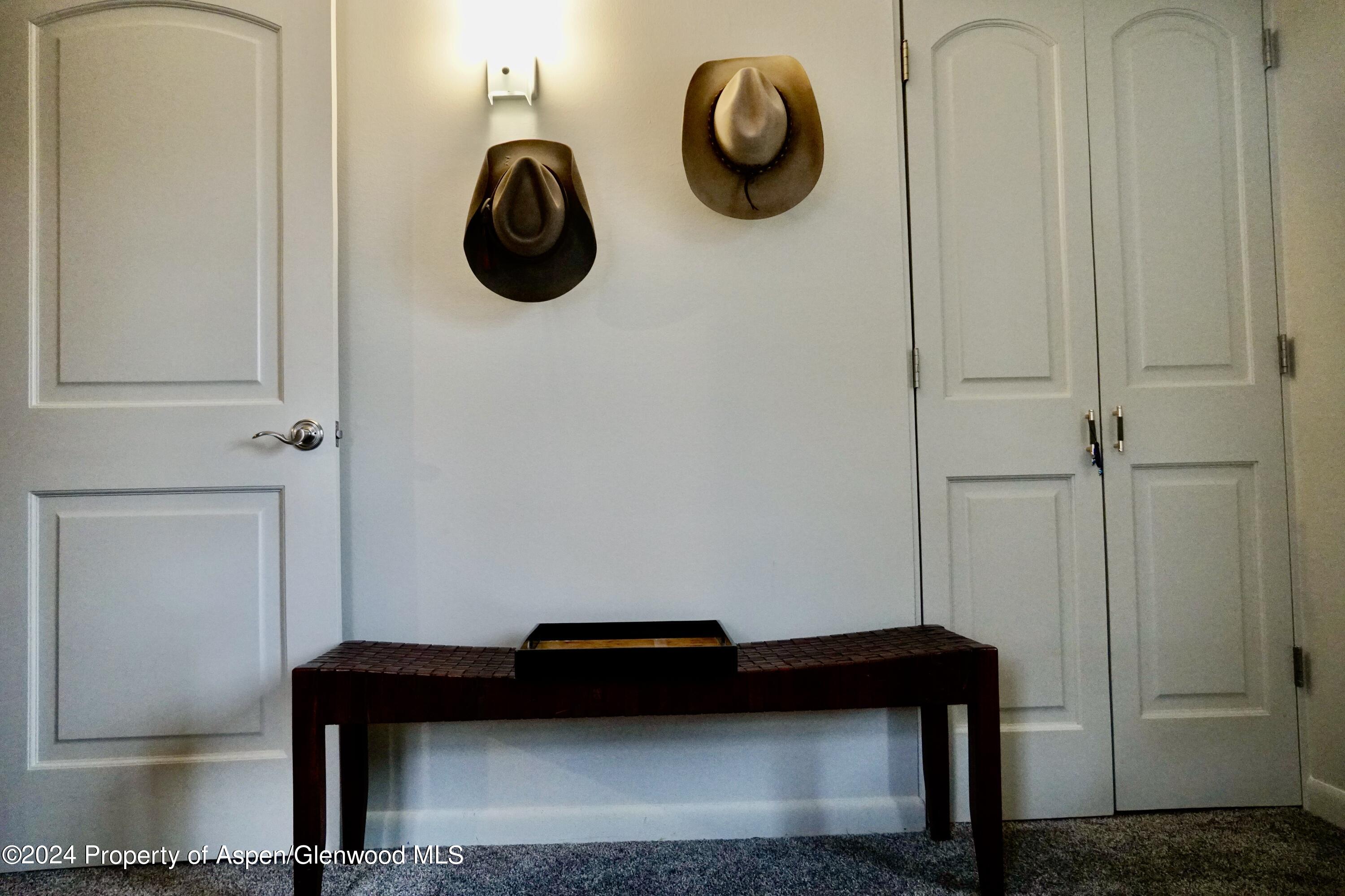 630 E Cooper Avenue, 20