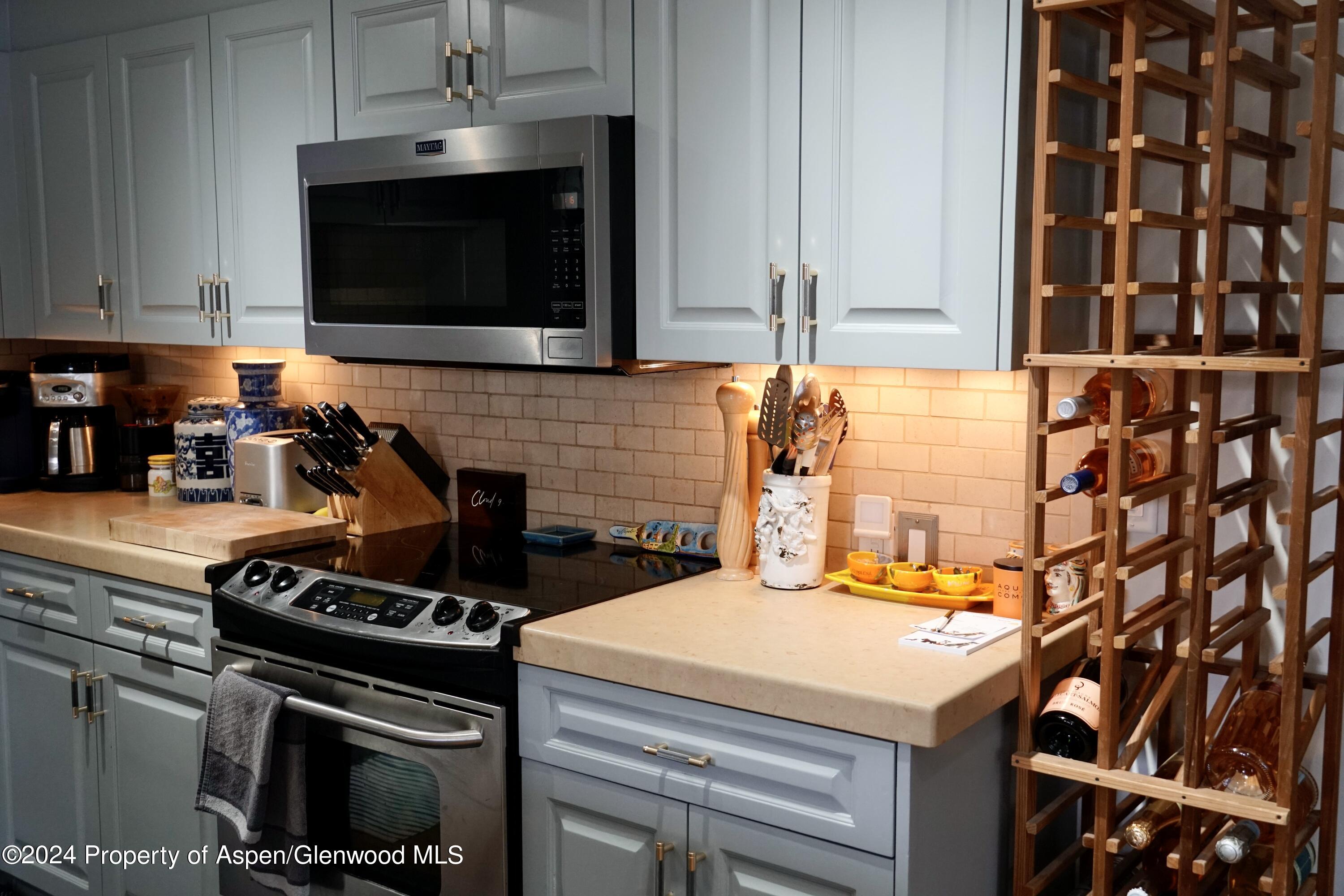 630 E Cooper Avenue, 20