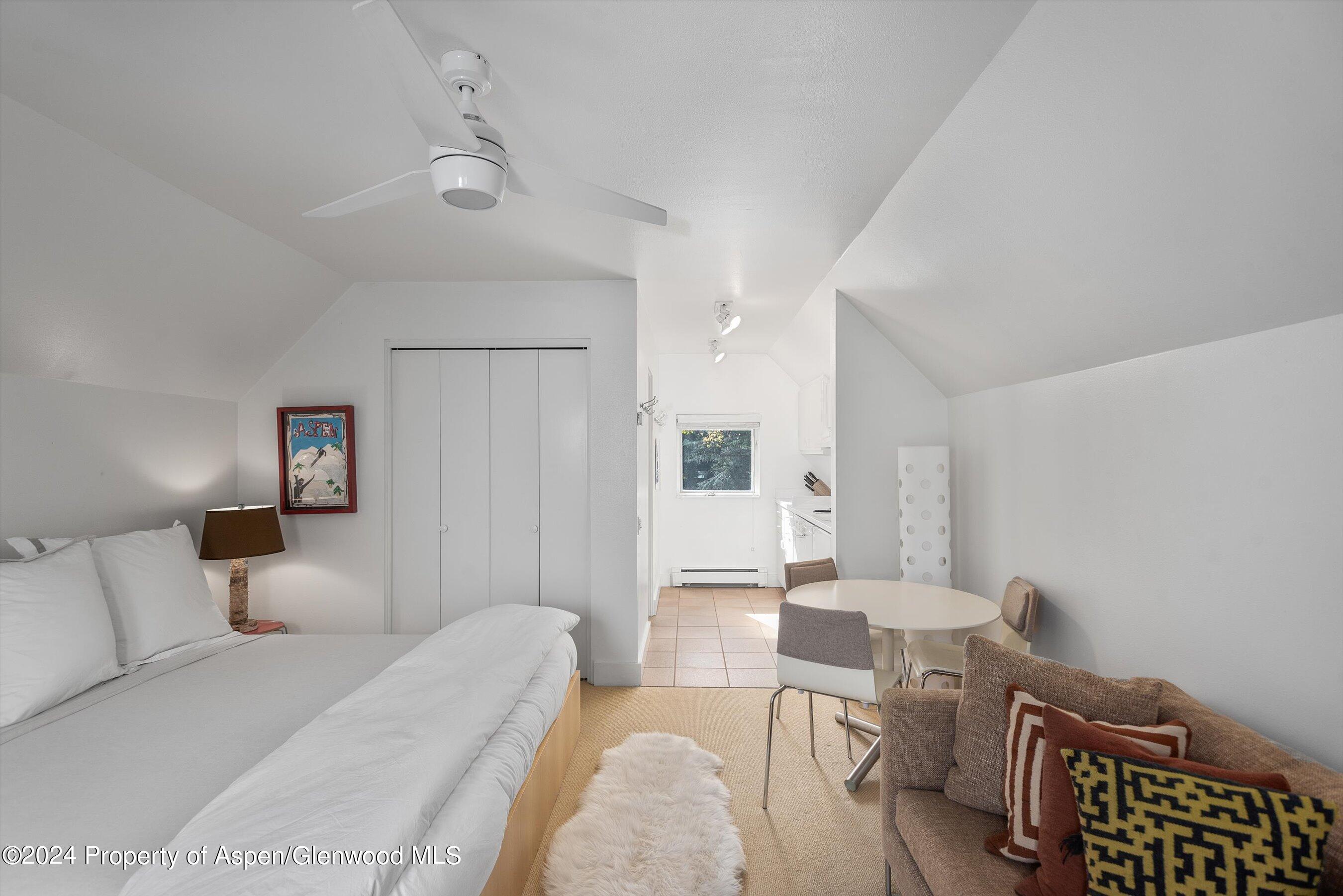 1270 Mountain View Drive
