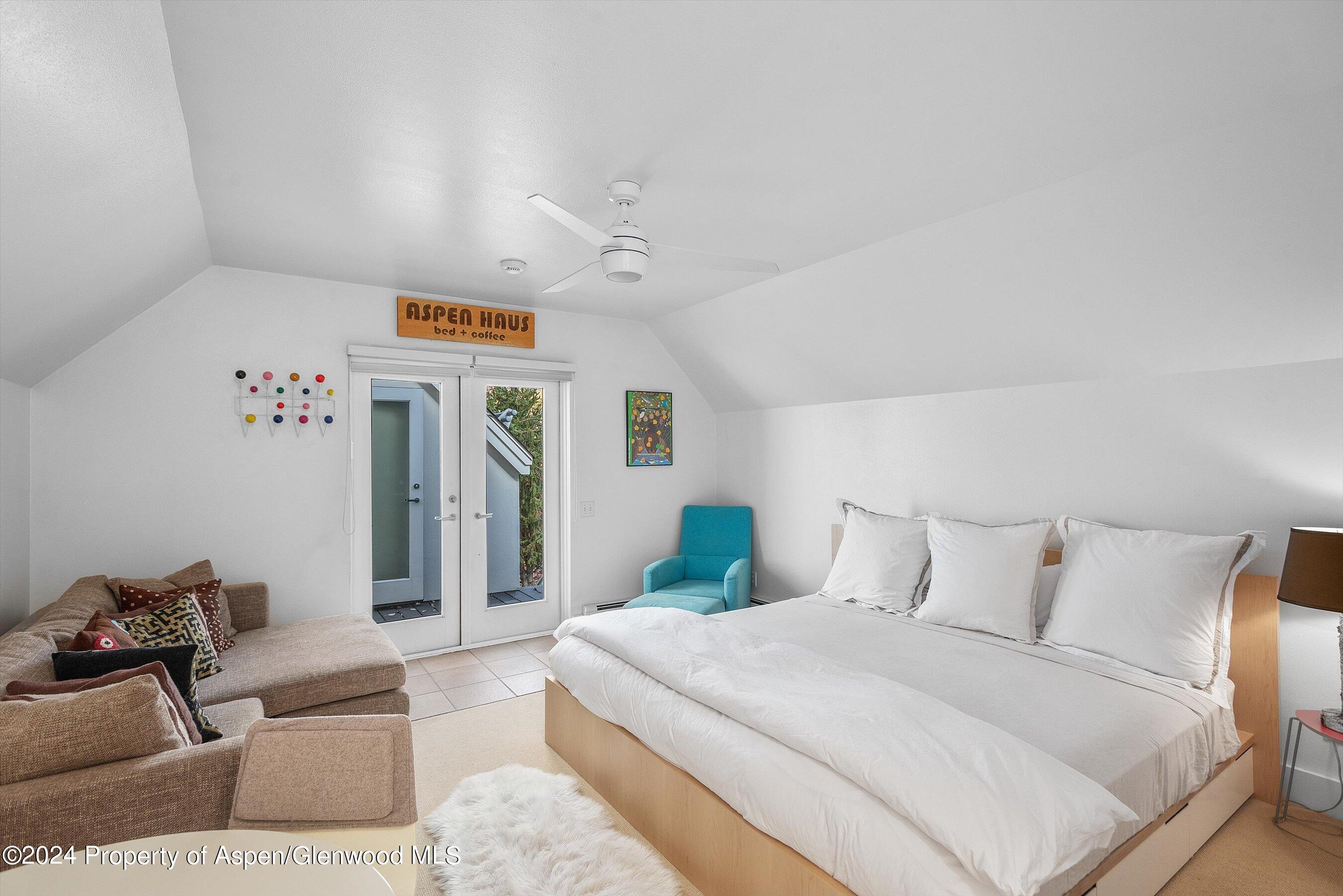 1270 Mountain View Drive