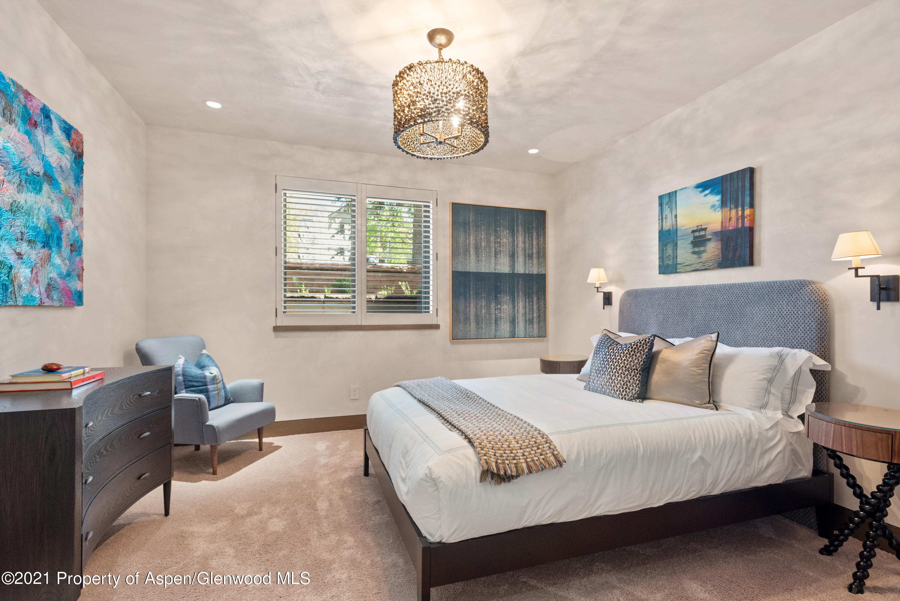 727 E Hopkins Avenue A