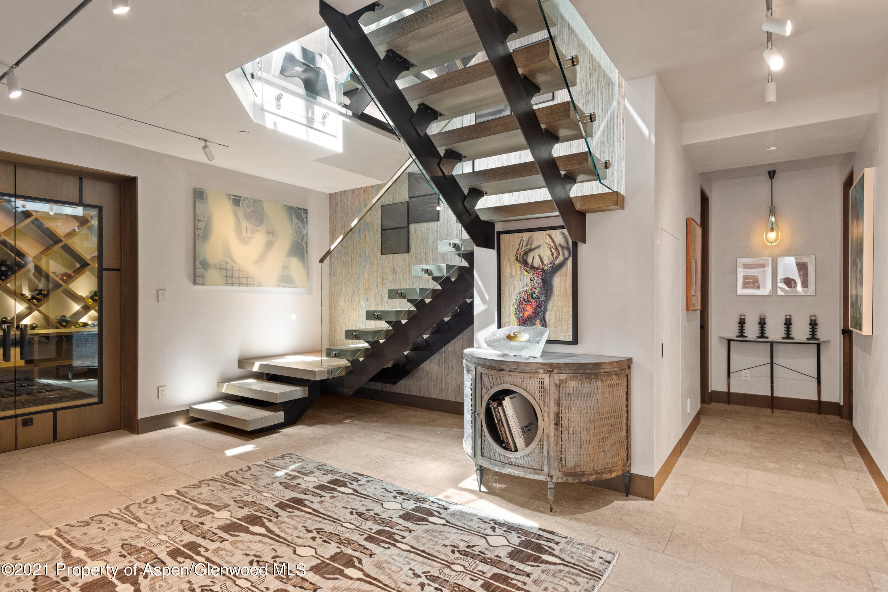 727 E Hopkins Avenue A