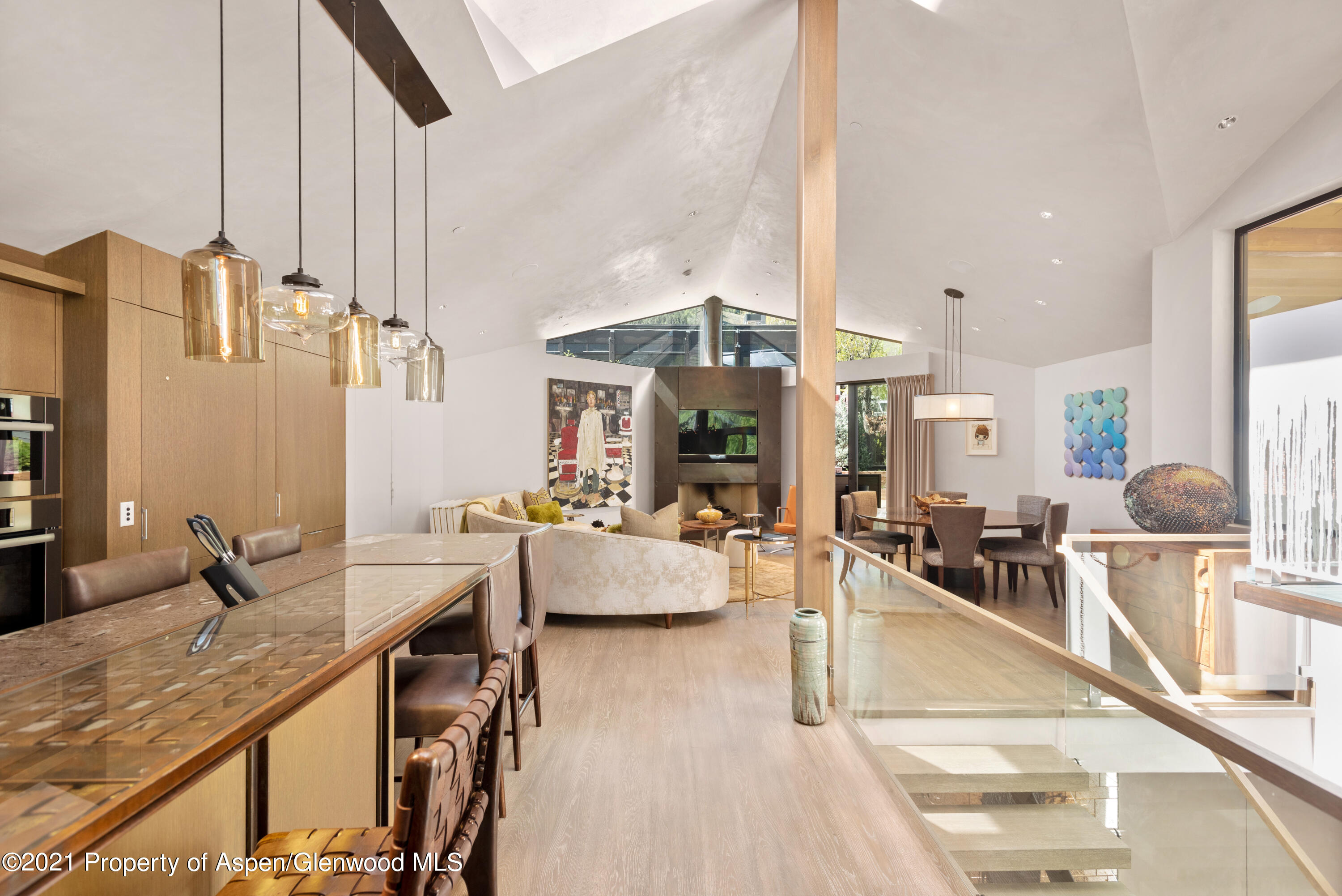 727 E Hopkins Avenue A