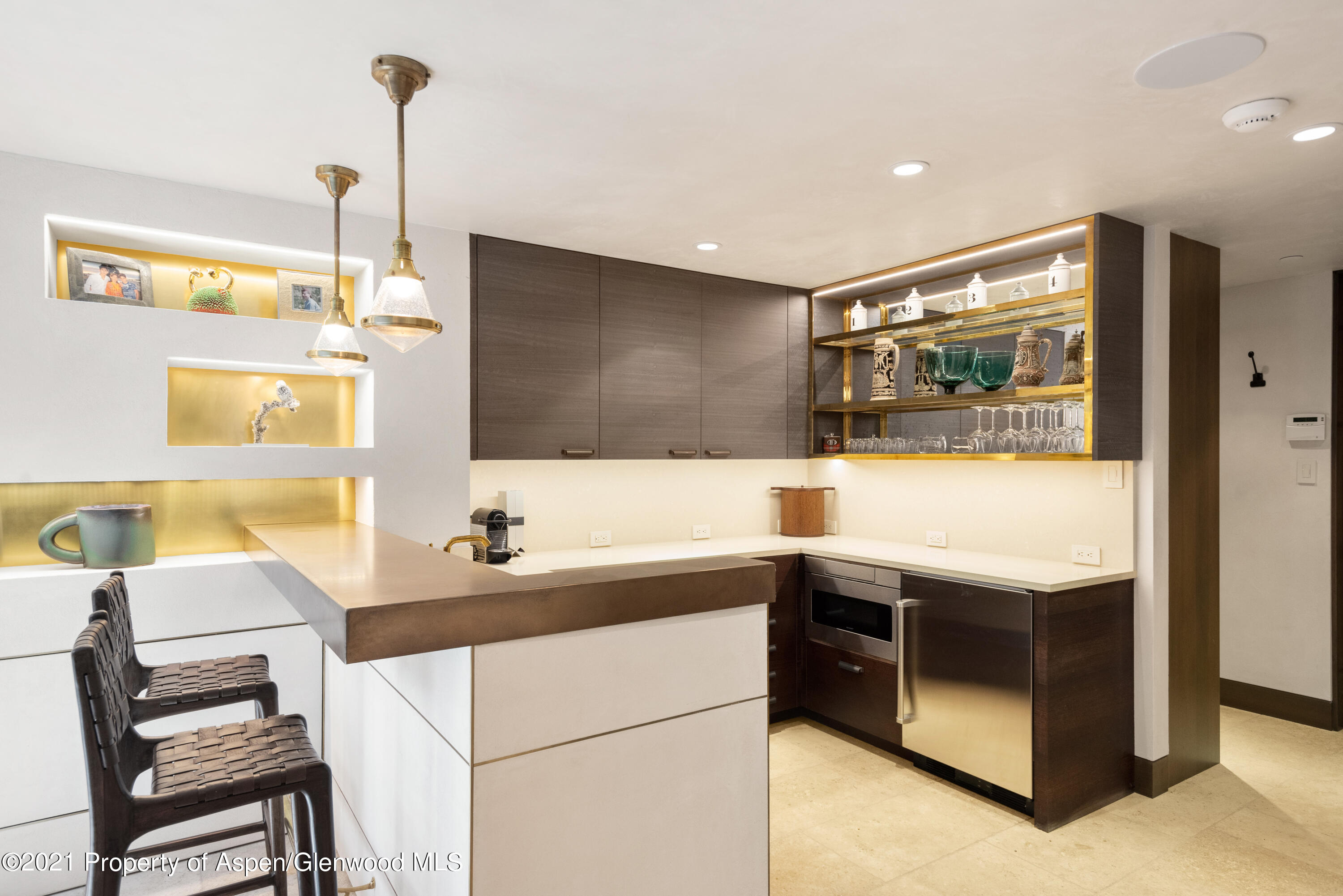 727 E Hopkins Avenue A