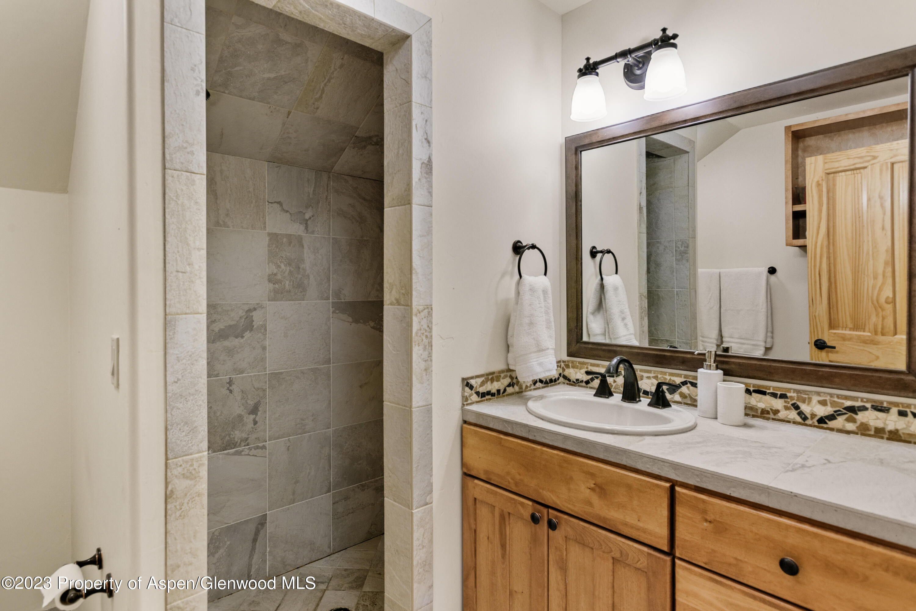 4072 Crystal Bridge Drive