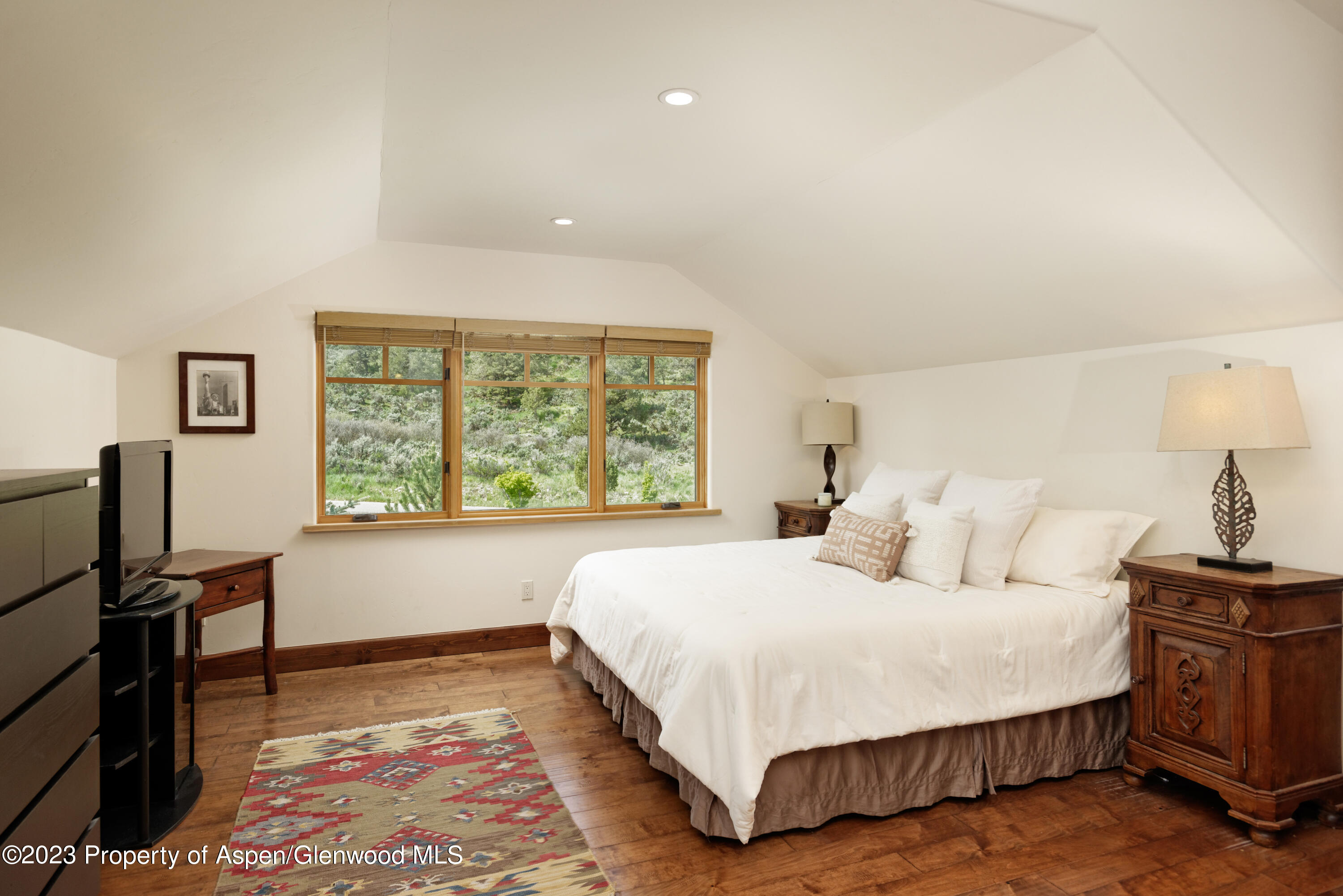 4072 Crystal Bridge Drive