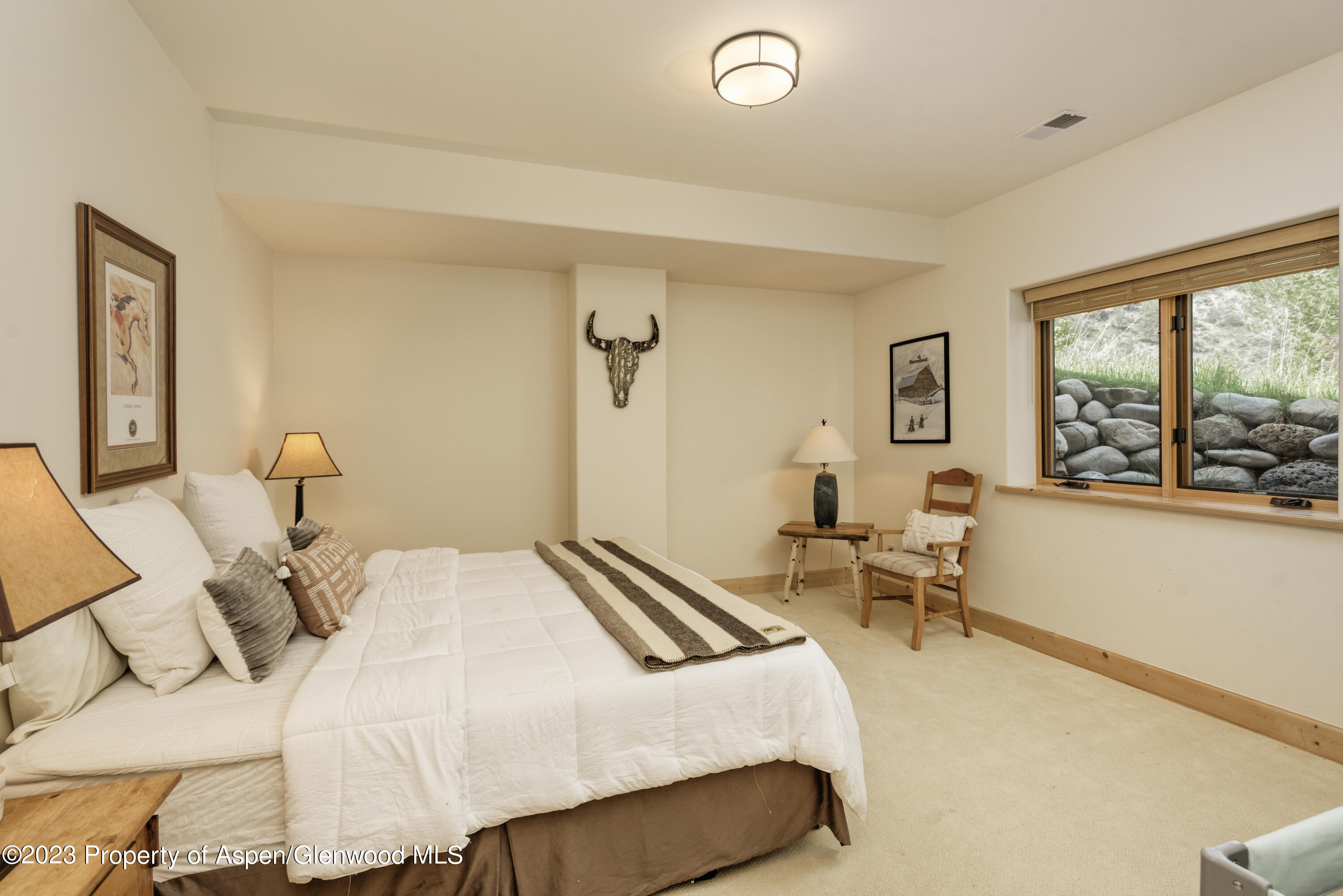 4072 Crystal Bridge Drive