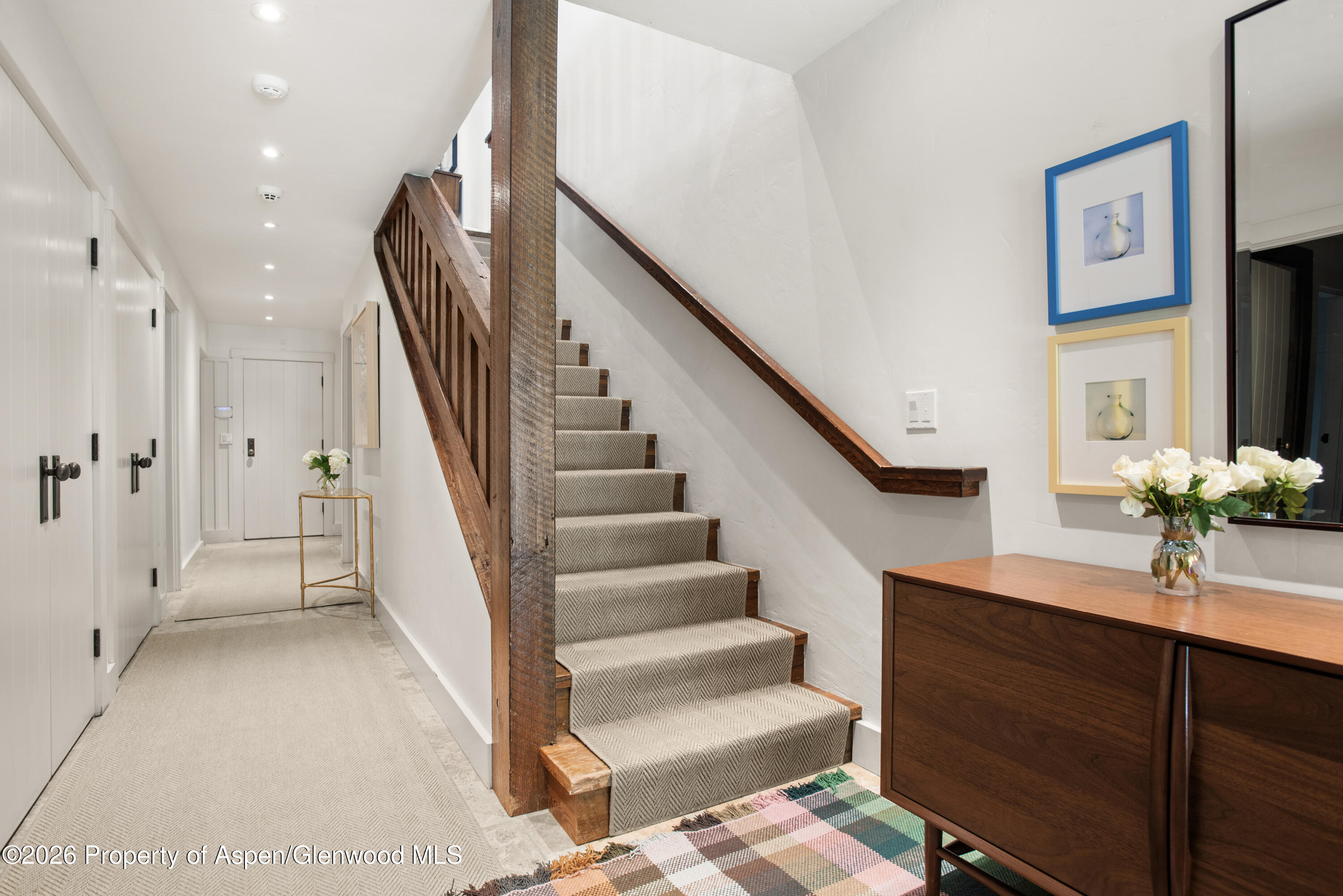 901 W Francis Street