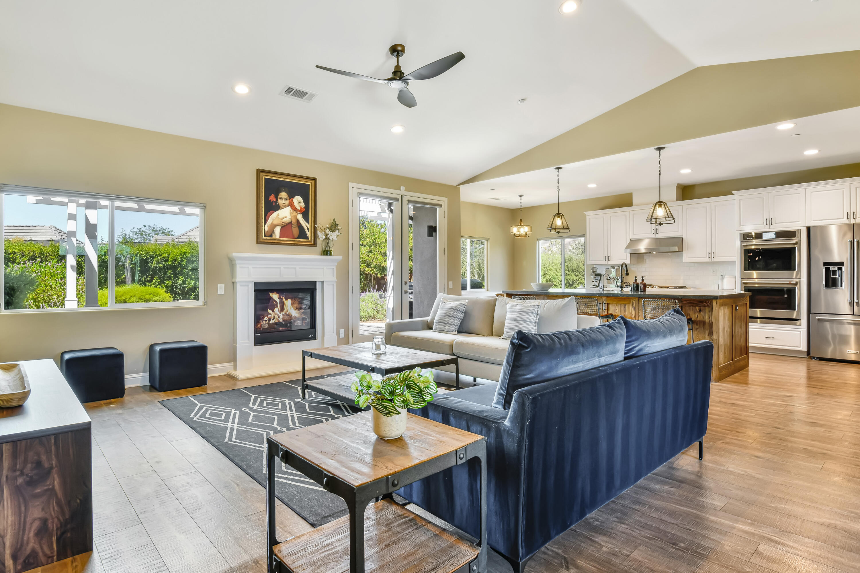 585 Valley Oak Road