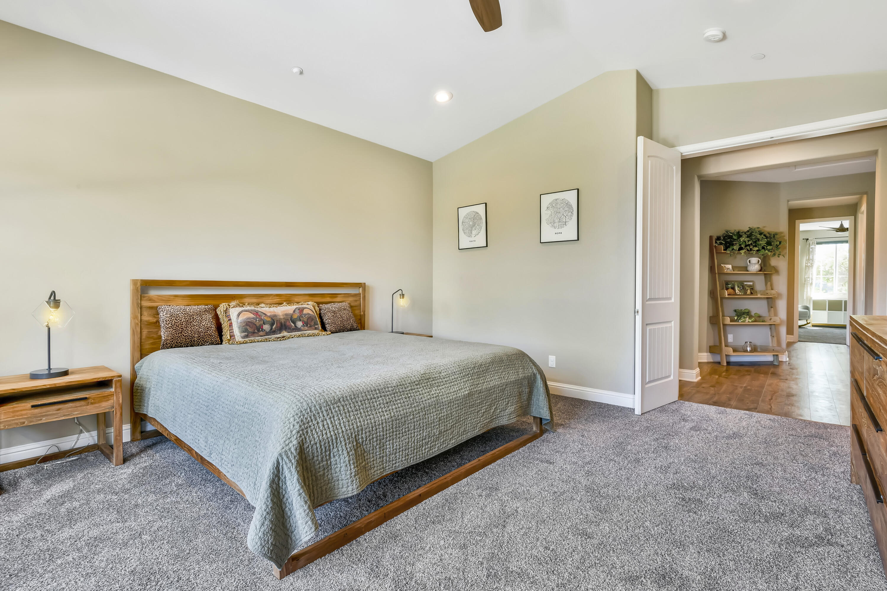 585 Valley Oak Road