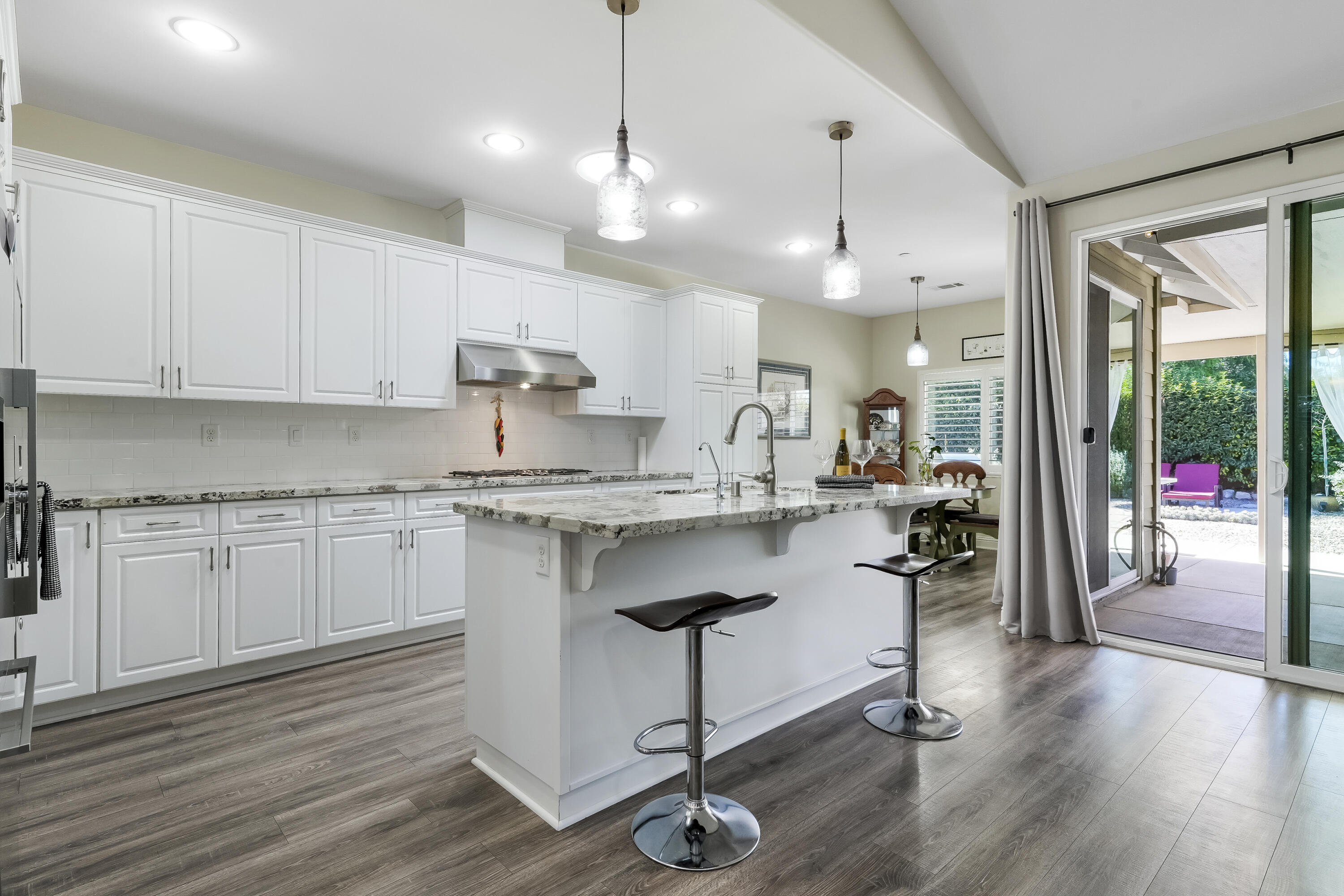 591 Valley Oak Road