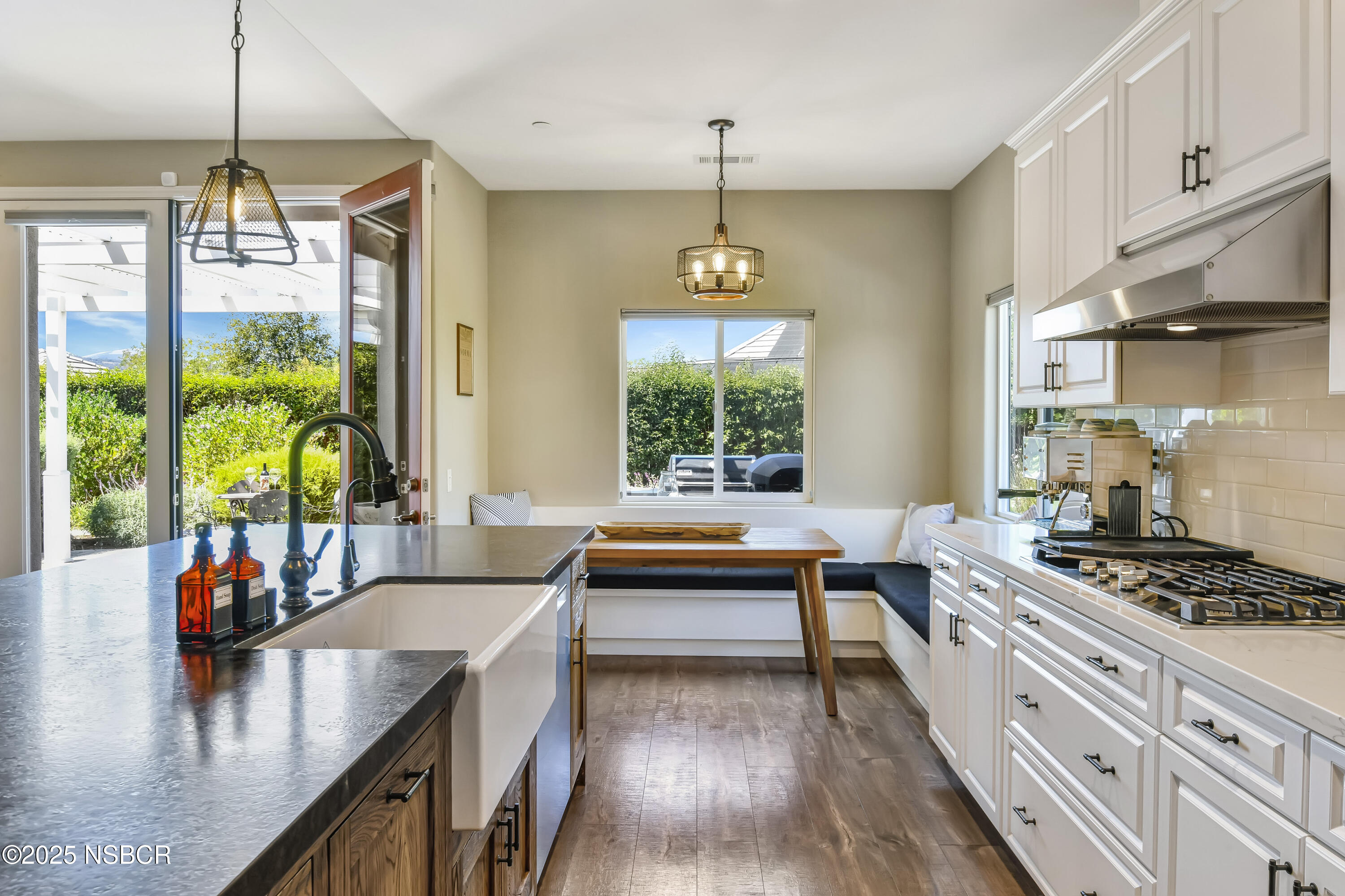585 Valley Oak Road
