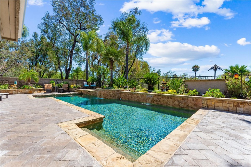 21351 Birdhollow Drive