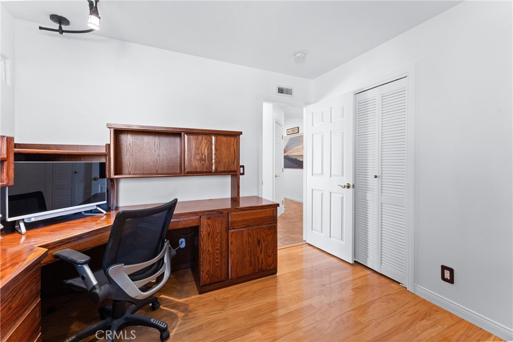 716 Avenida Columbo