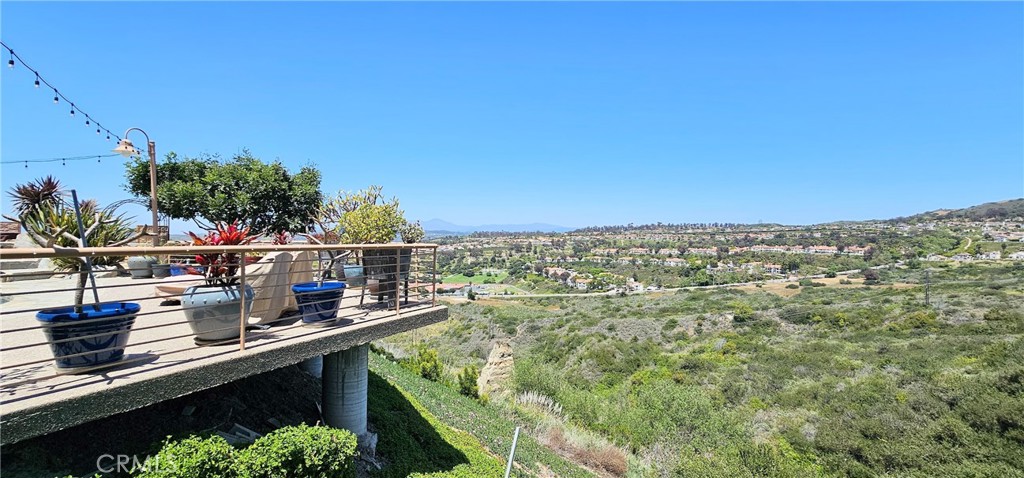 716 Avenida Columbo