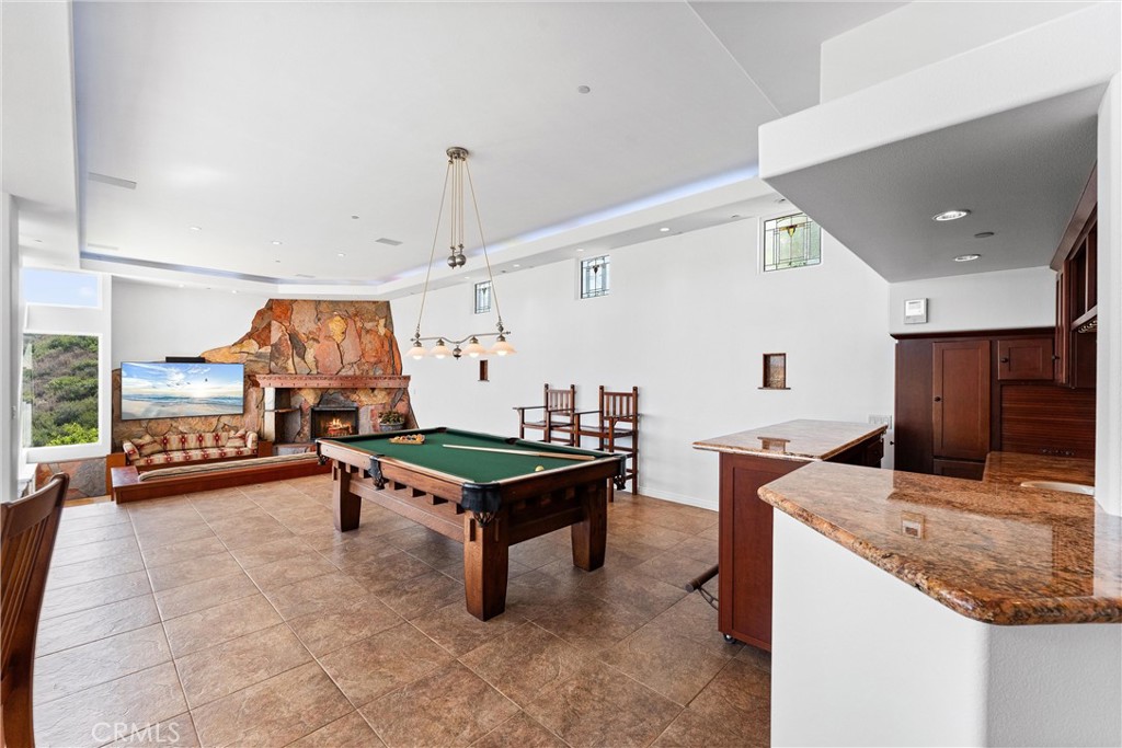 716 Avenida Columbo