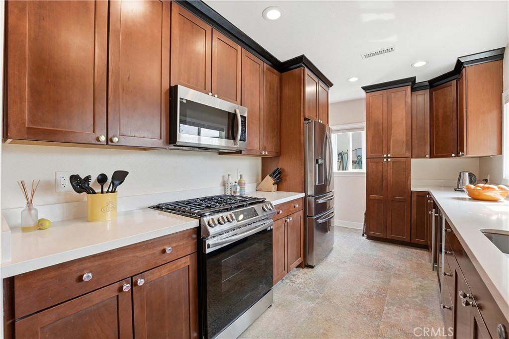 31292 Ysidora Street