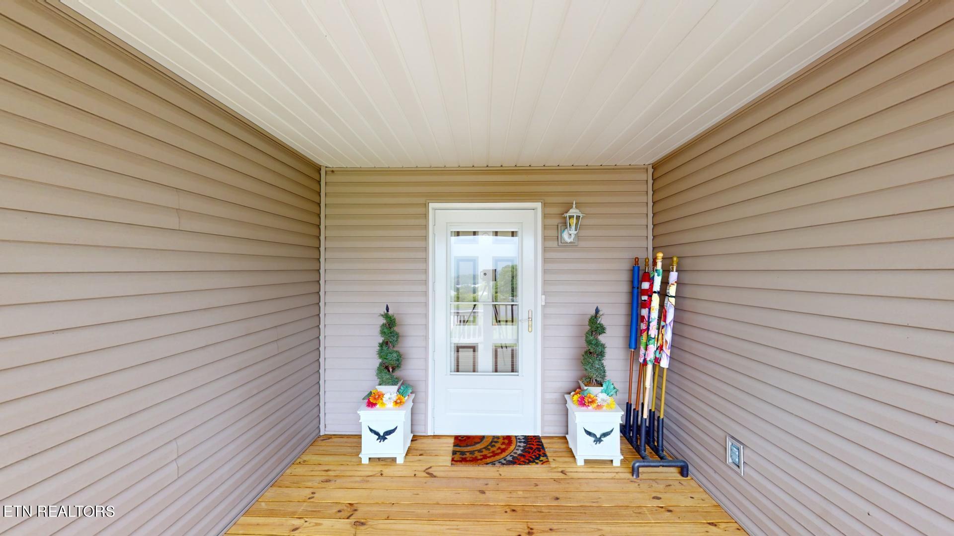 136 Sandy Circle, LaFollette
