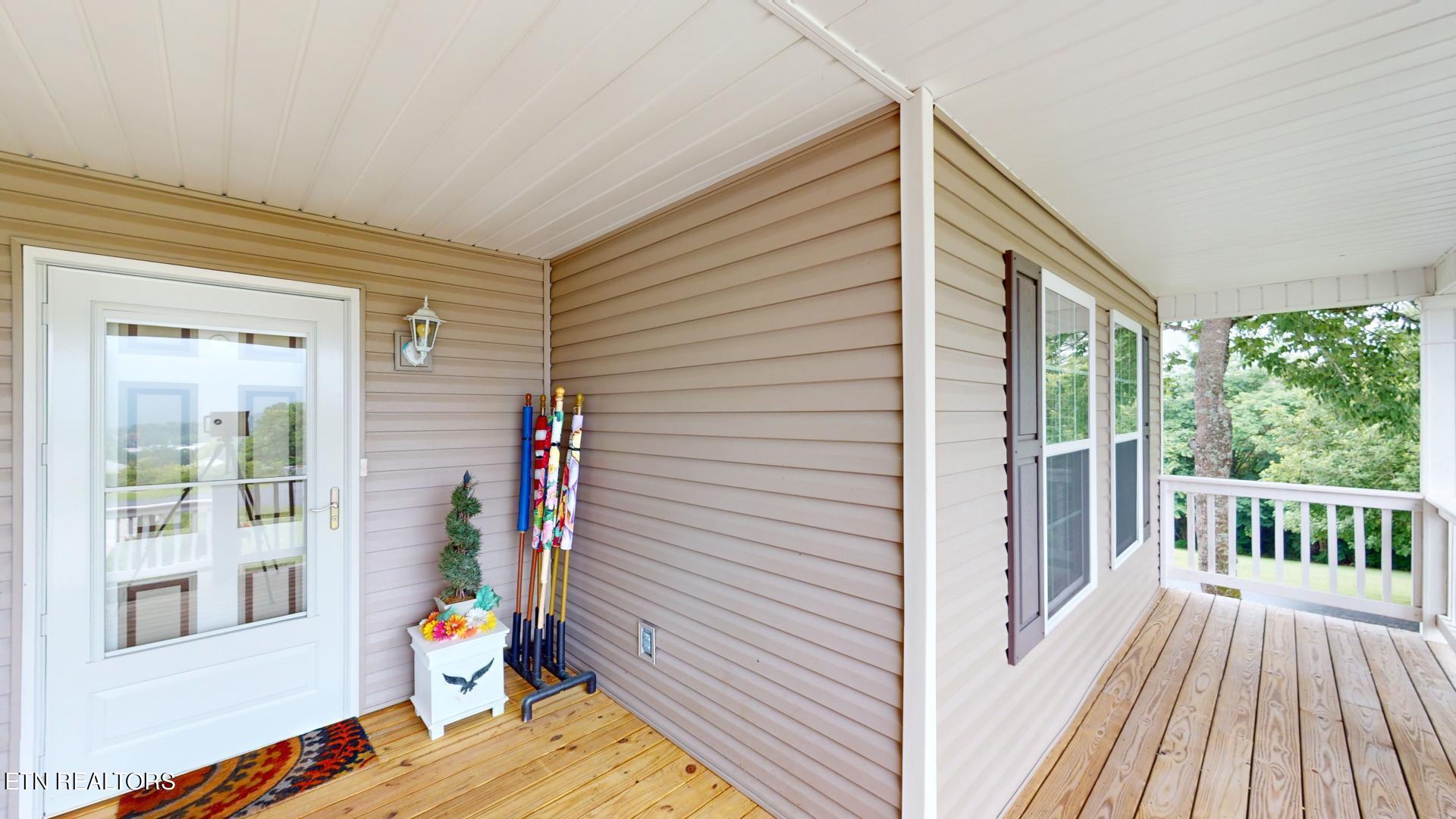 136 Sandy Circle, LaFollette
