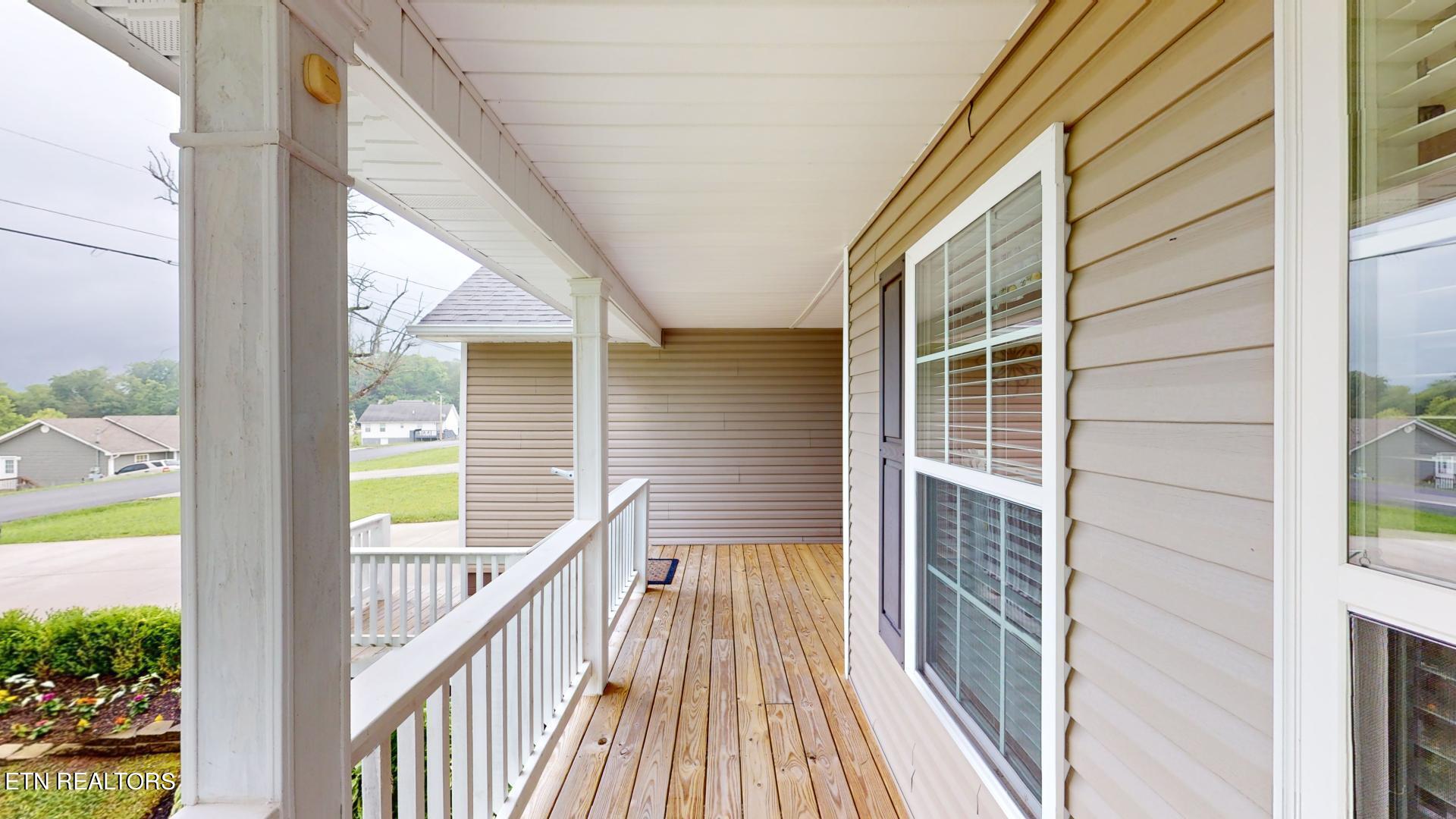 136 Sandy Circle, LaFollette