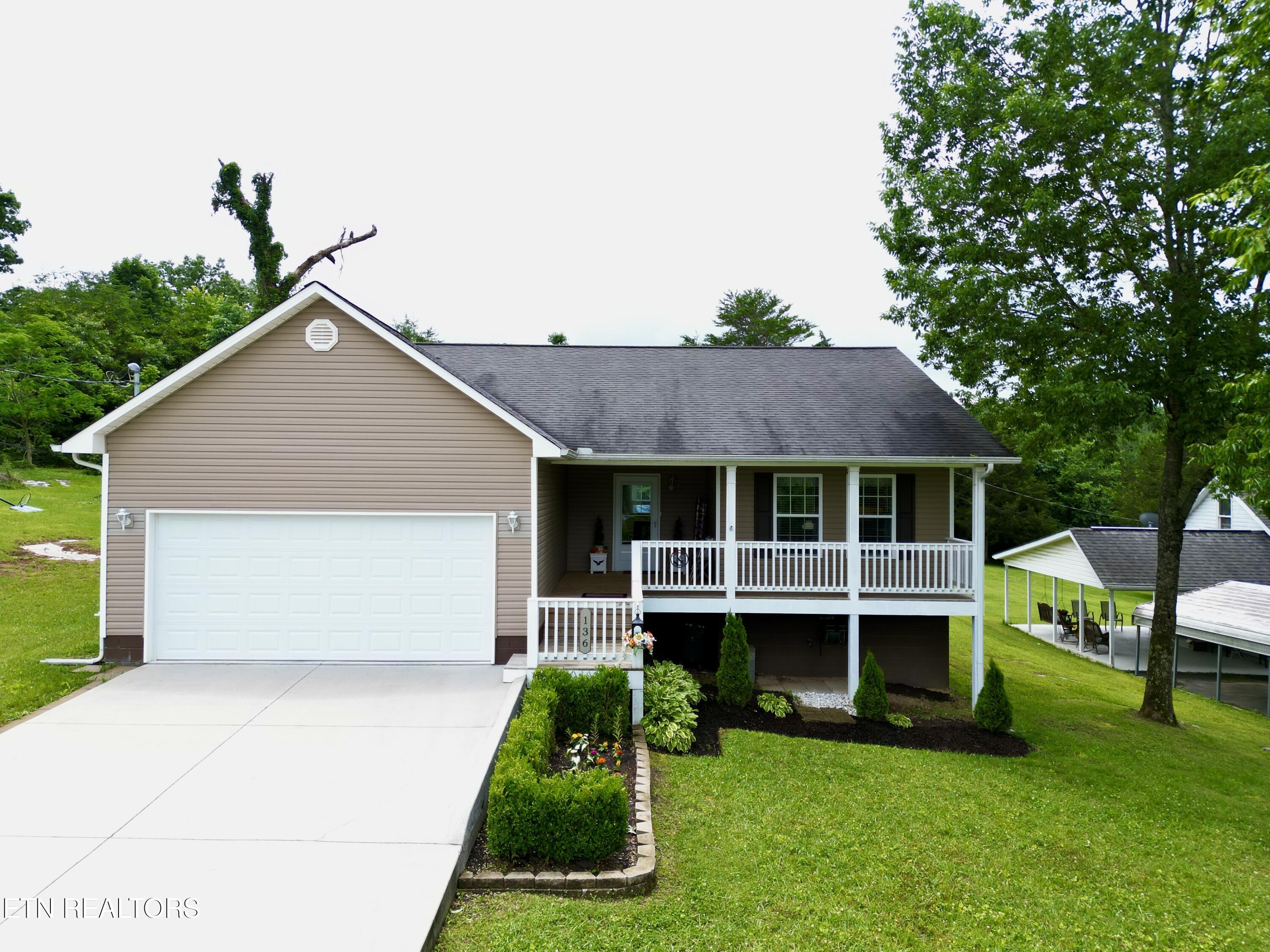 136 Sandy Circle, LaFollette