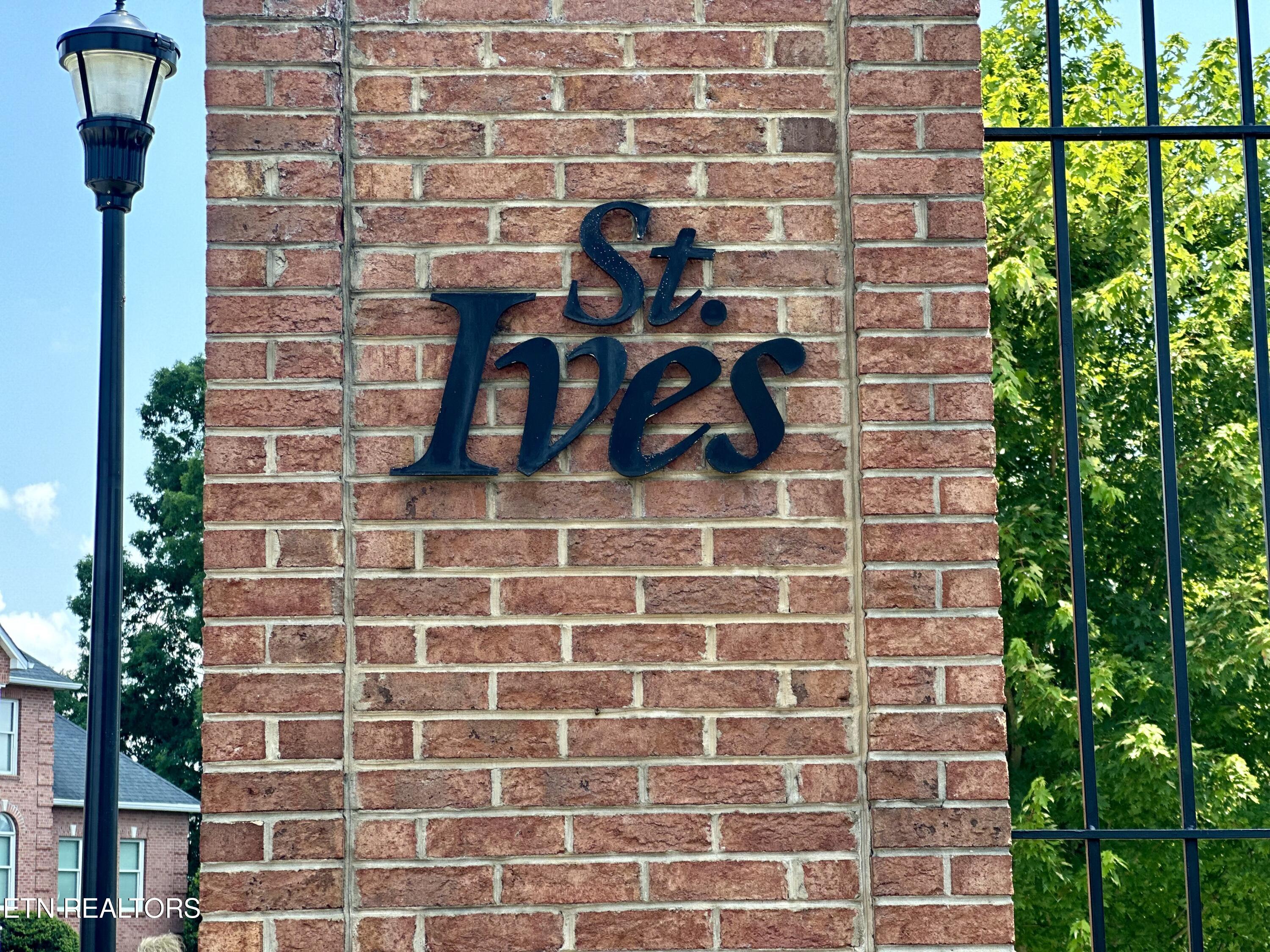 1649 Aberdeen Drive
