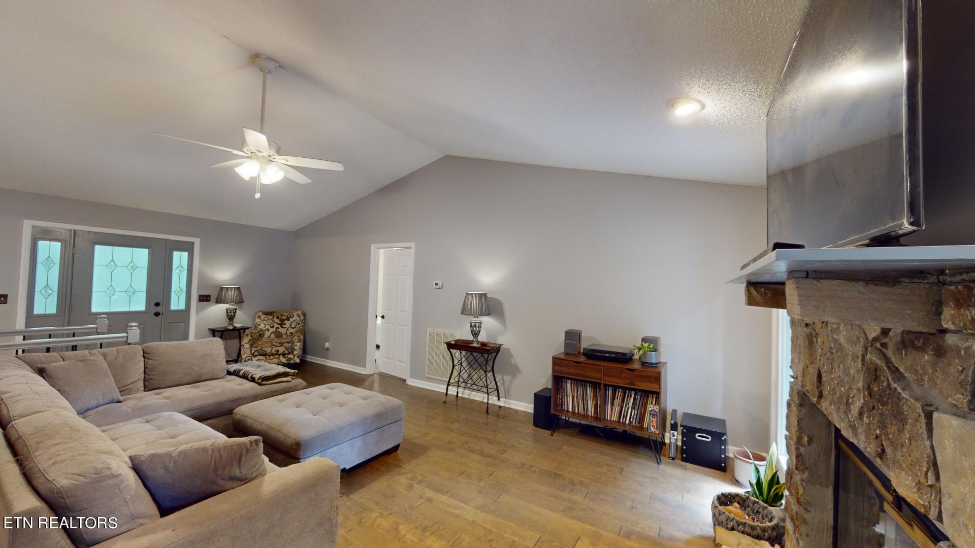 8540 Troutman Lane