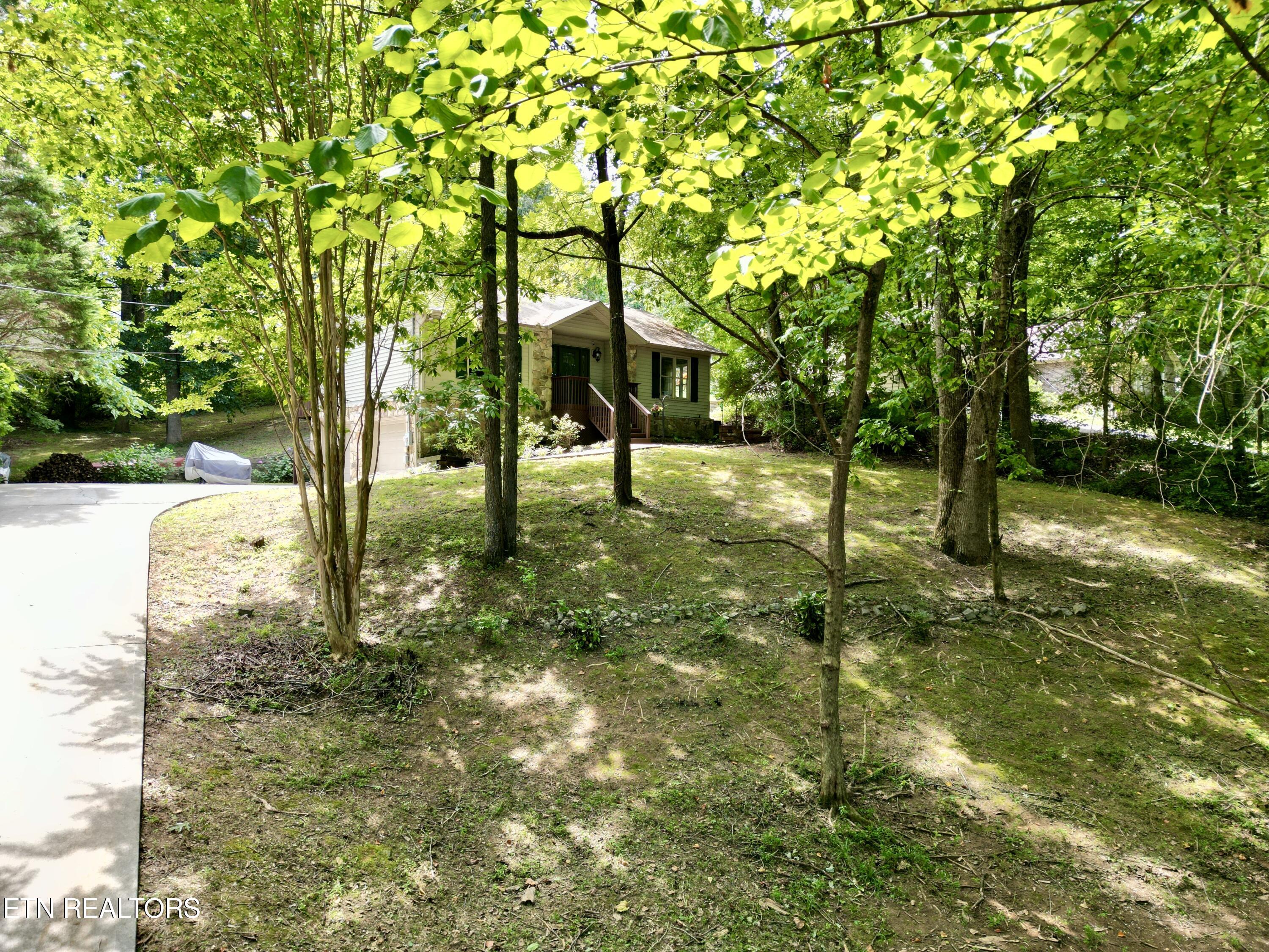 8540 Troutman Lane