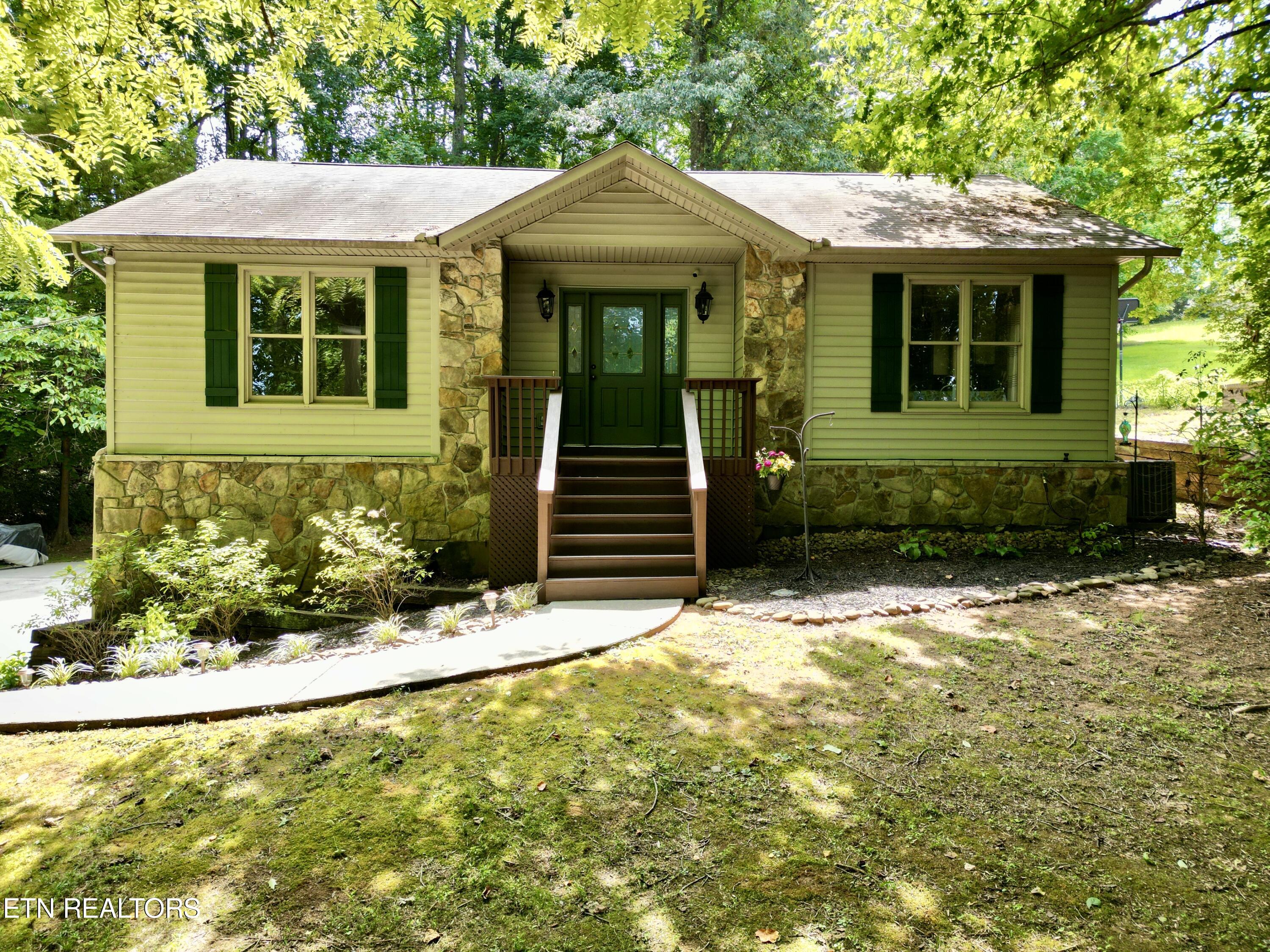8540 Troutman Lane