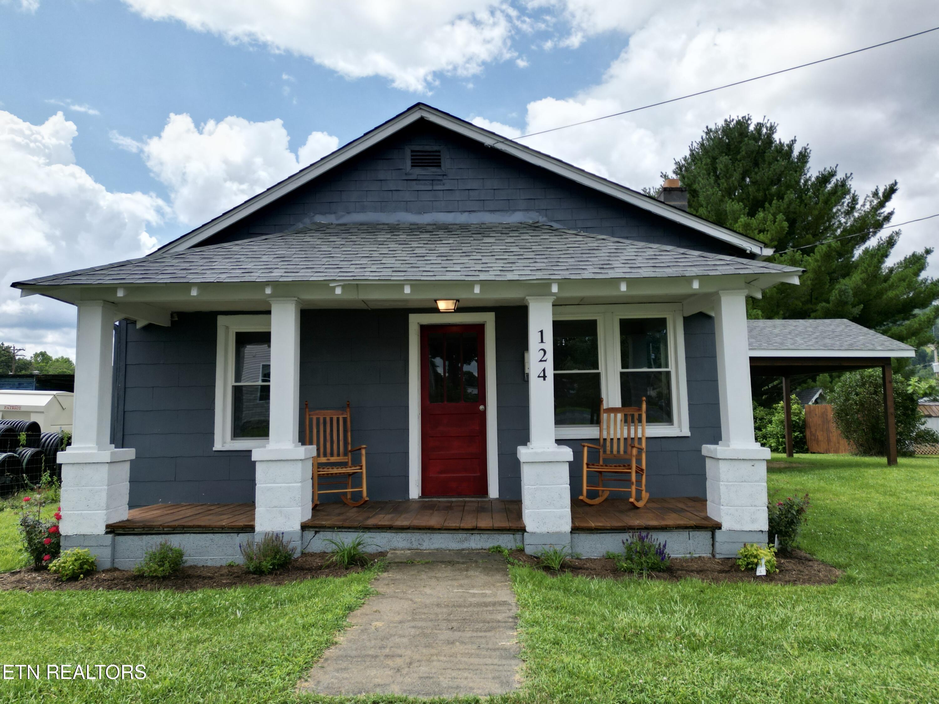 124 Mary St