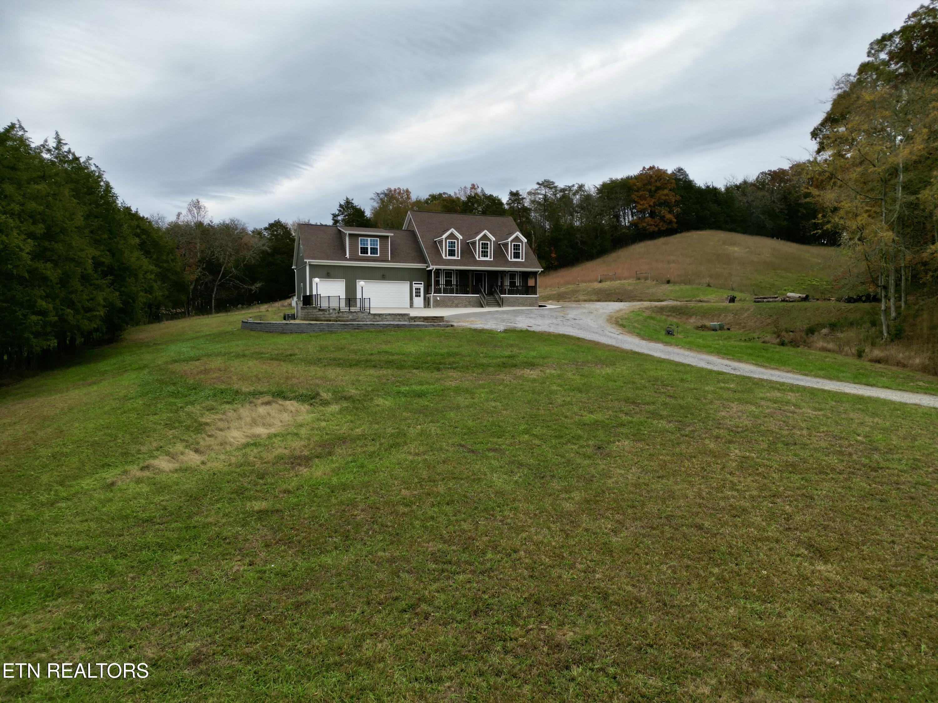 10050 Hines Valley