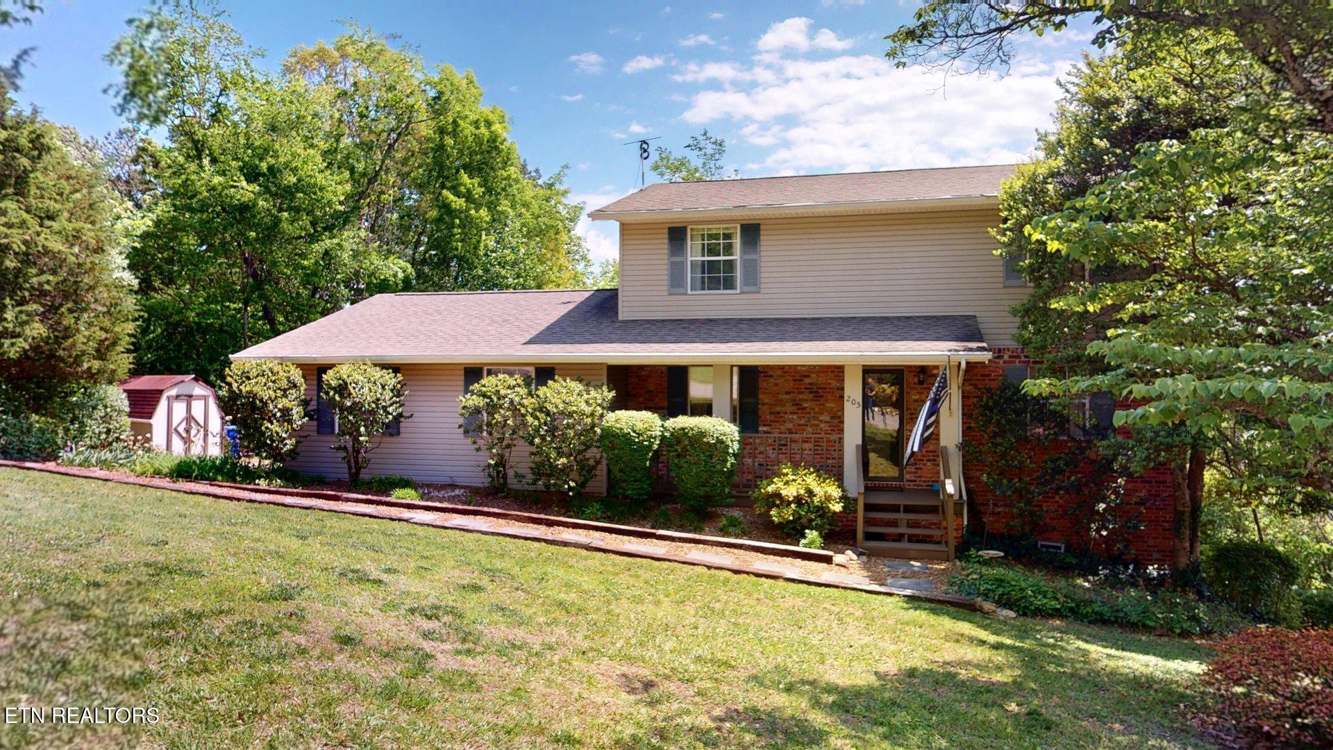 205 Vintage Lane