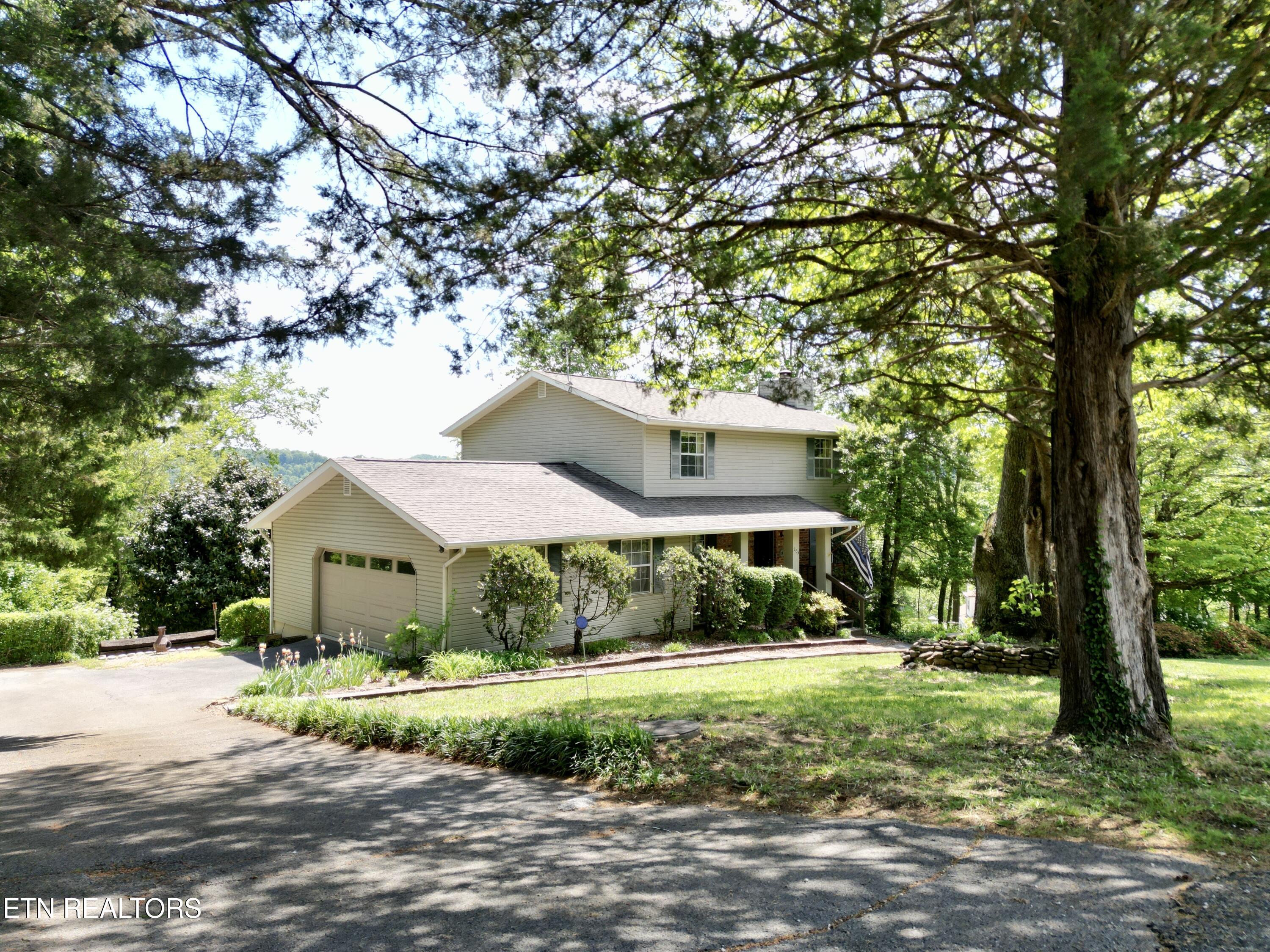 205 Vintage Lane