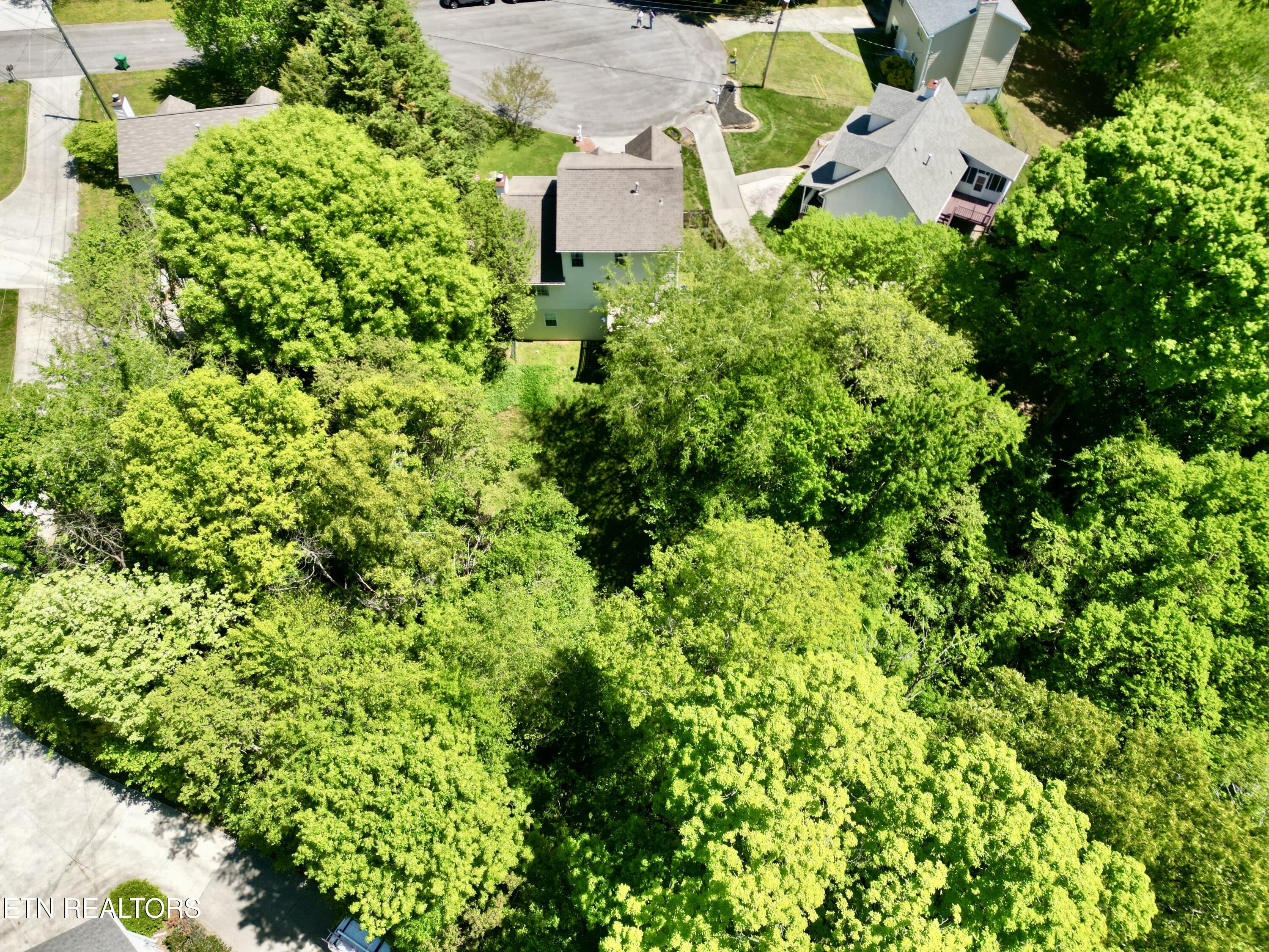 2202 Orchard Meade Lane
