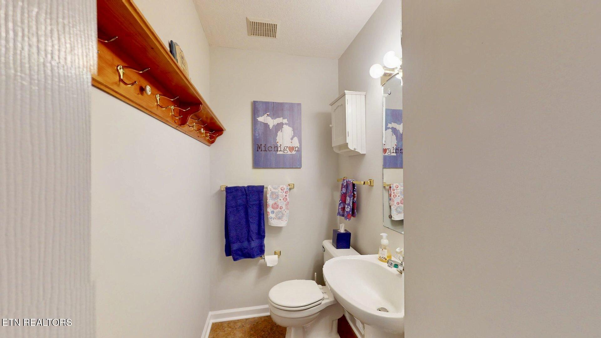 2202 Orchard Meade Lane