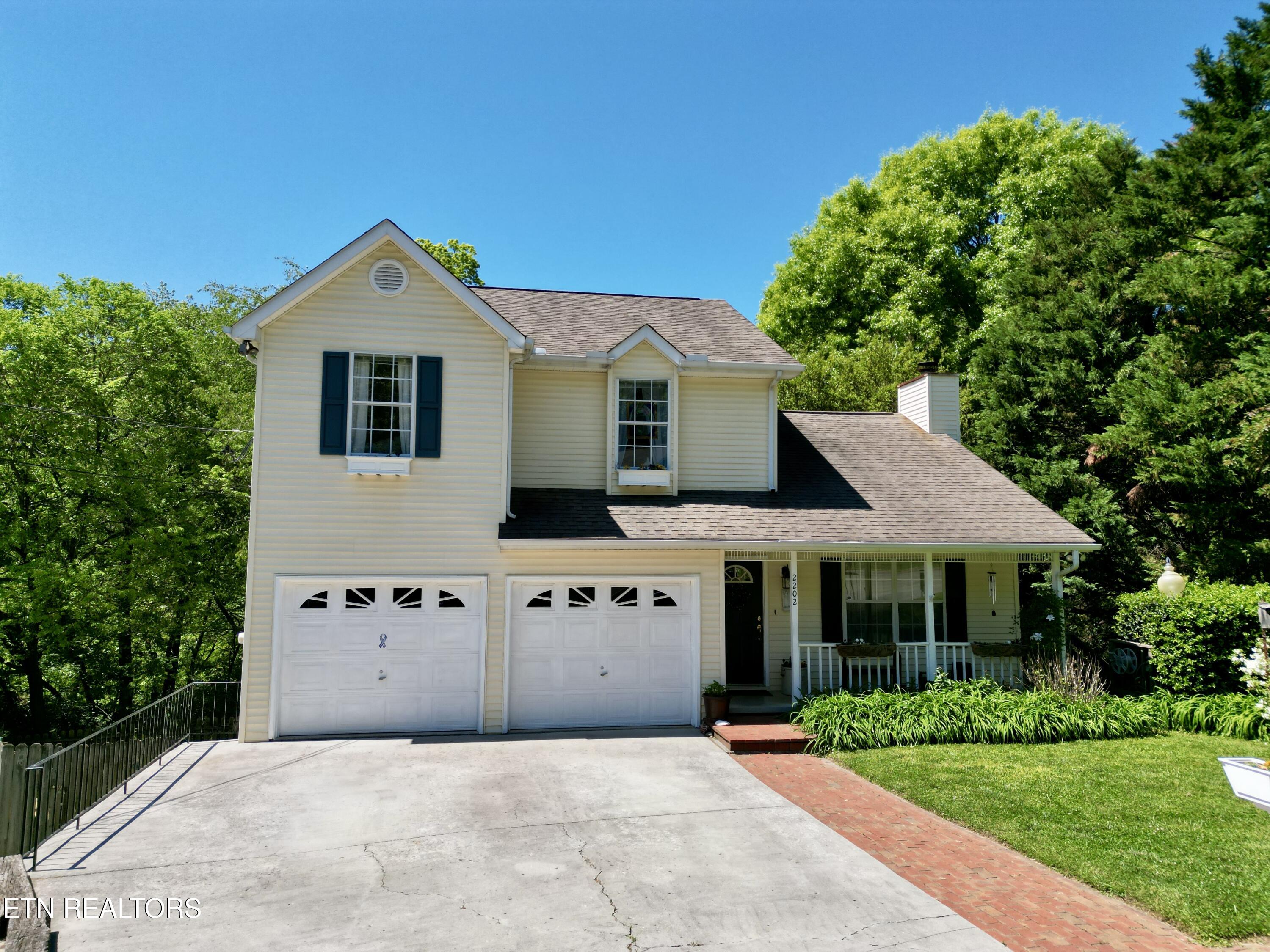 2202 Orchard Meade Lane