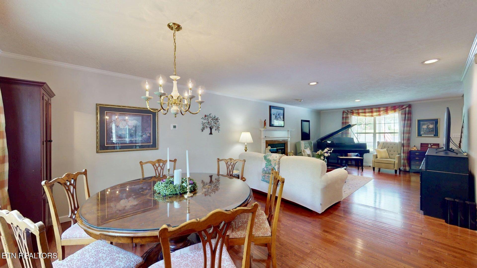 2202 Orchard Meade Lane