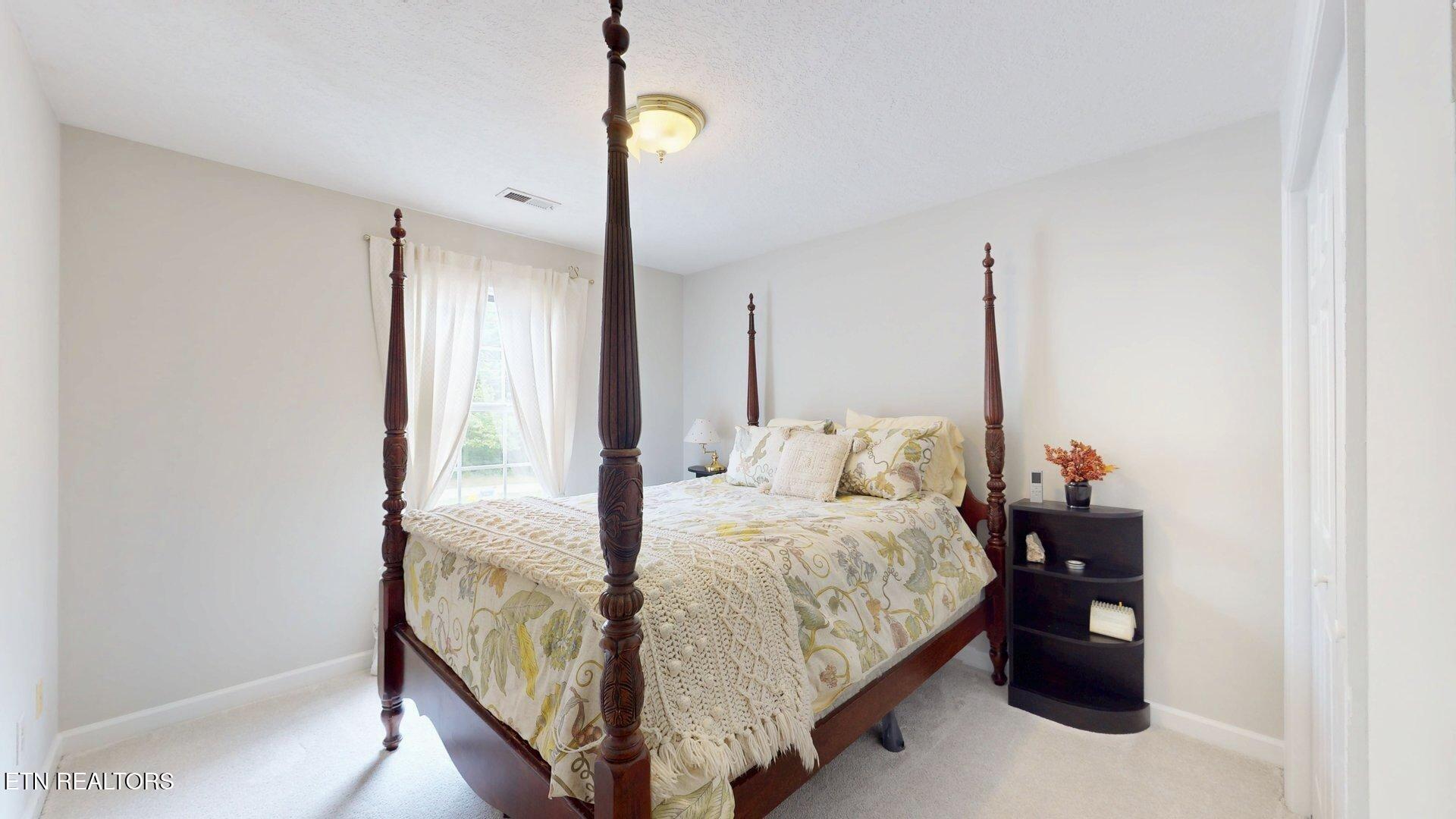 2202 Orchard Meade Lane