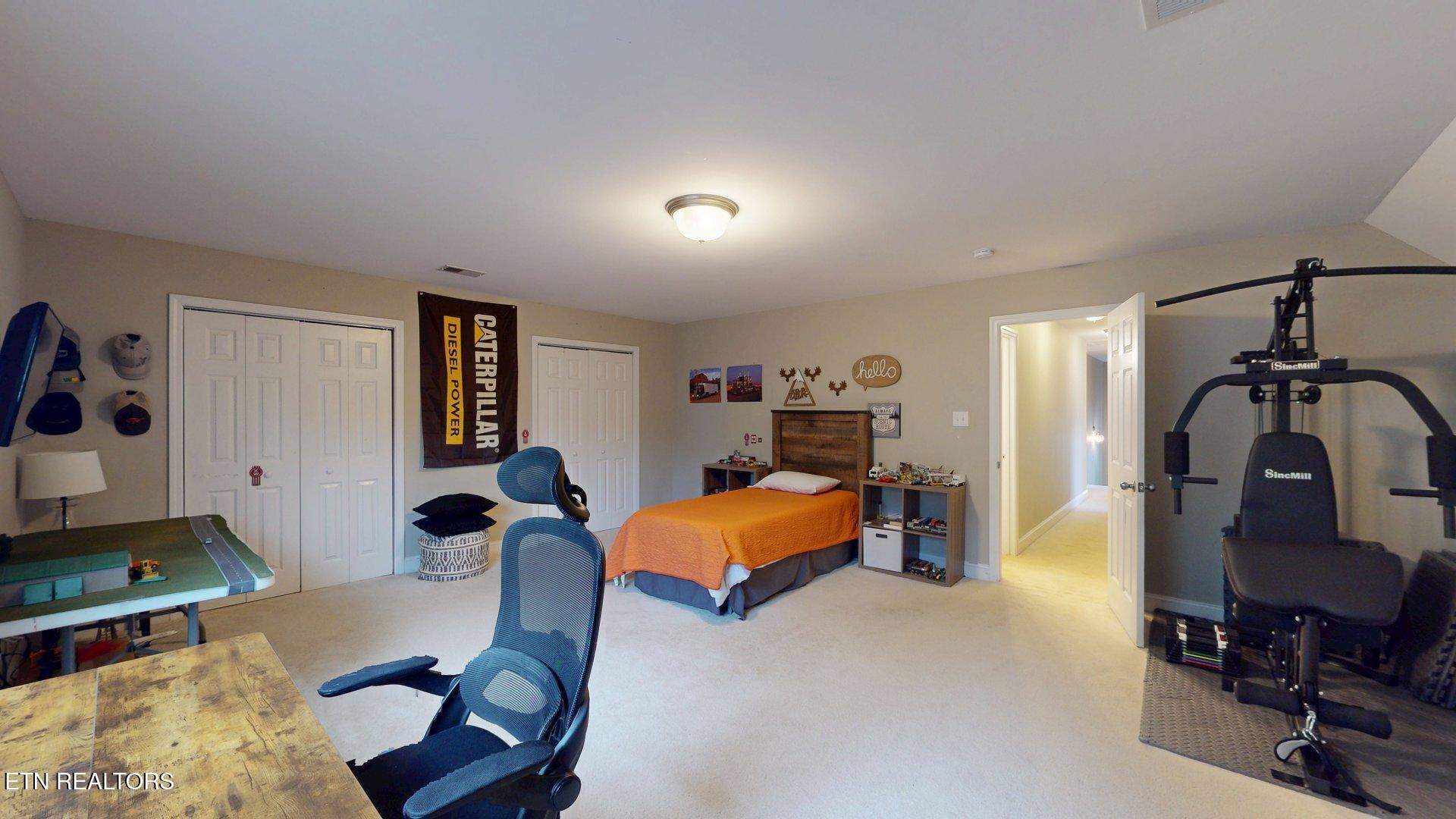 10825 Parkgate Lane
