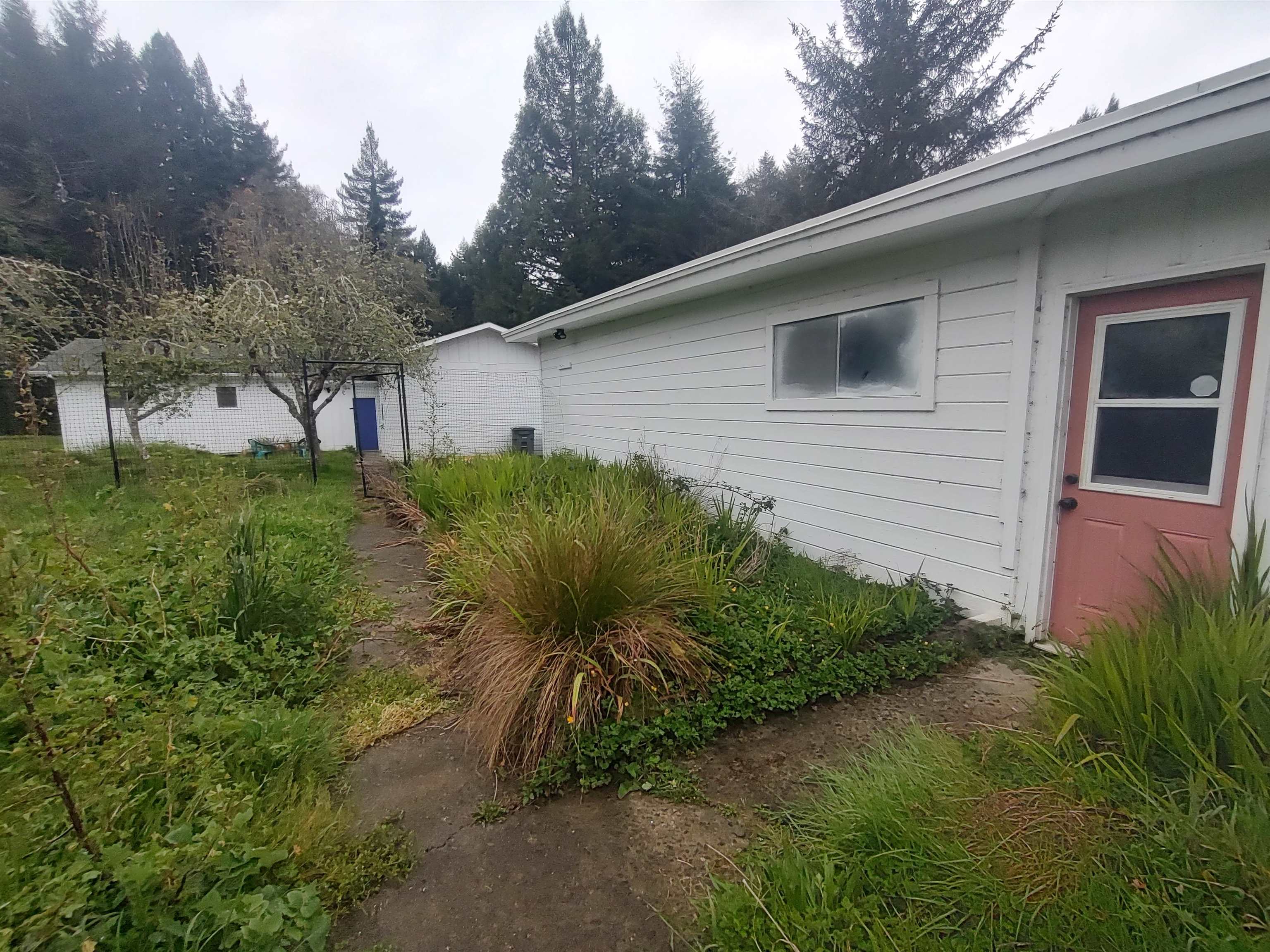 2860 Elk Valley Cross Road Crossroad