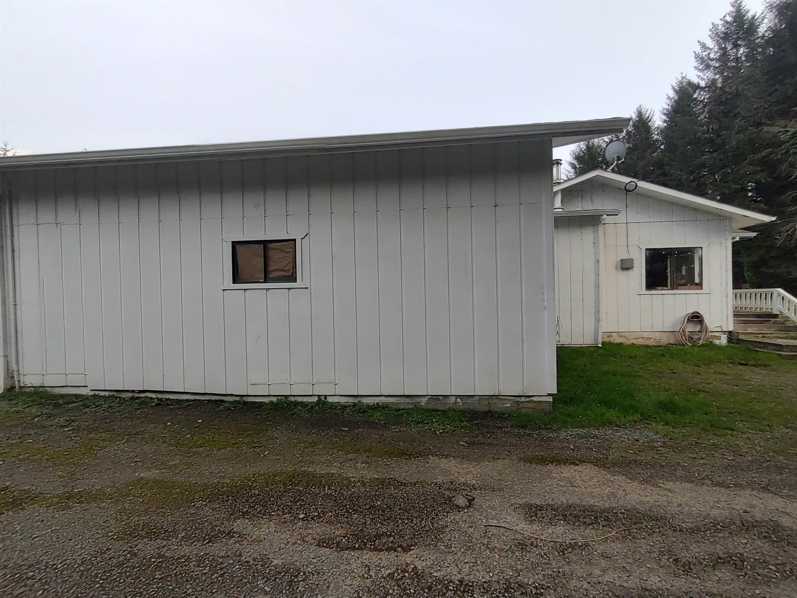 2860 Elk Valley Cross Road Crossroad