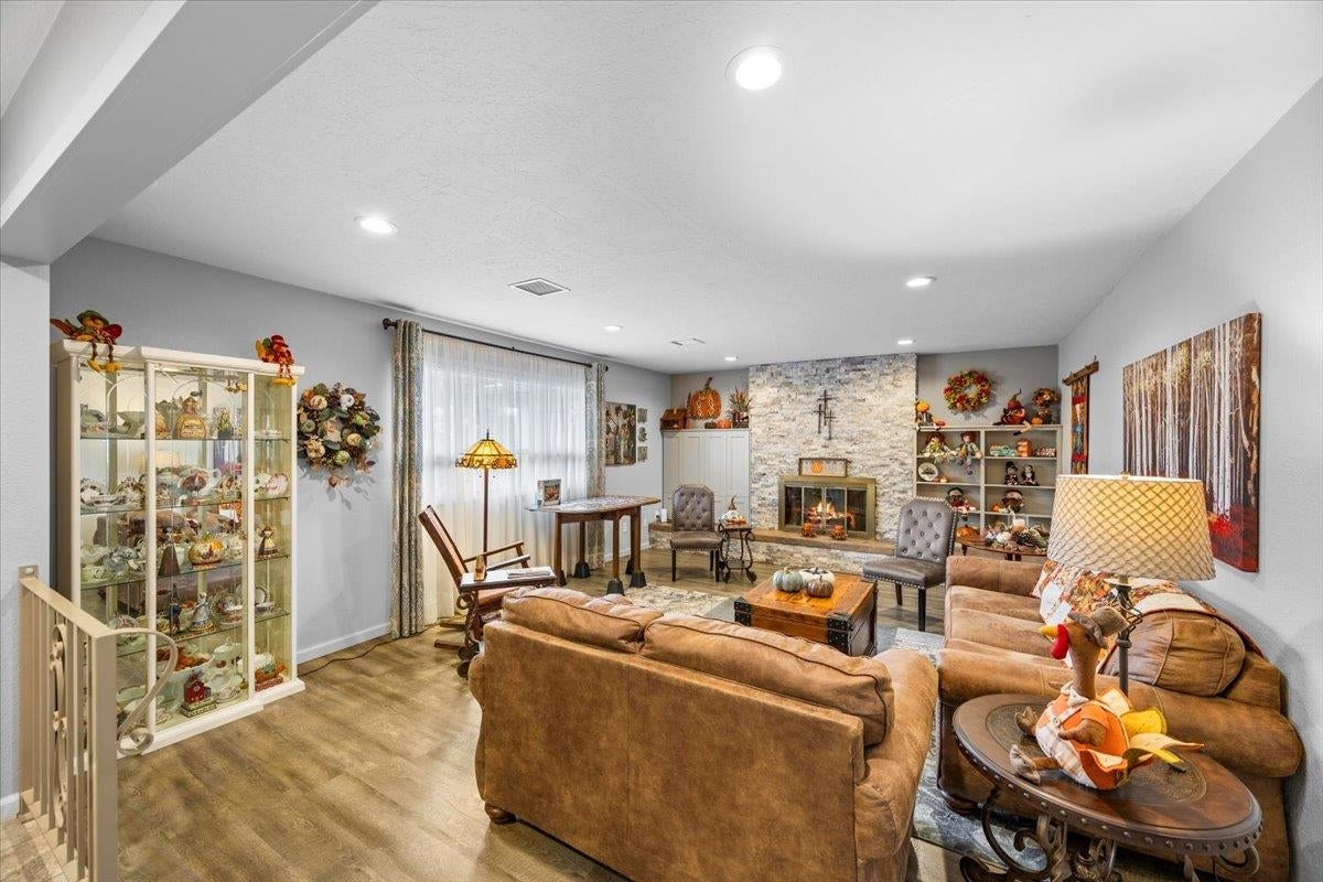 3750 Lake Earl Drive Drive