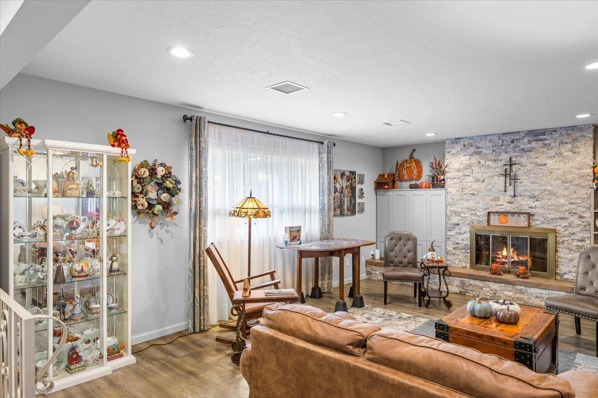 3750 Lake Earl Drive Drive
