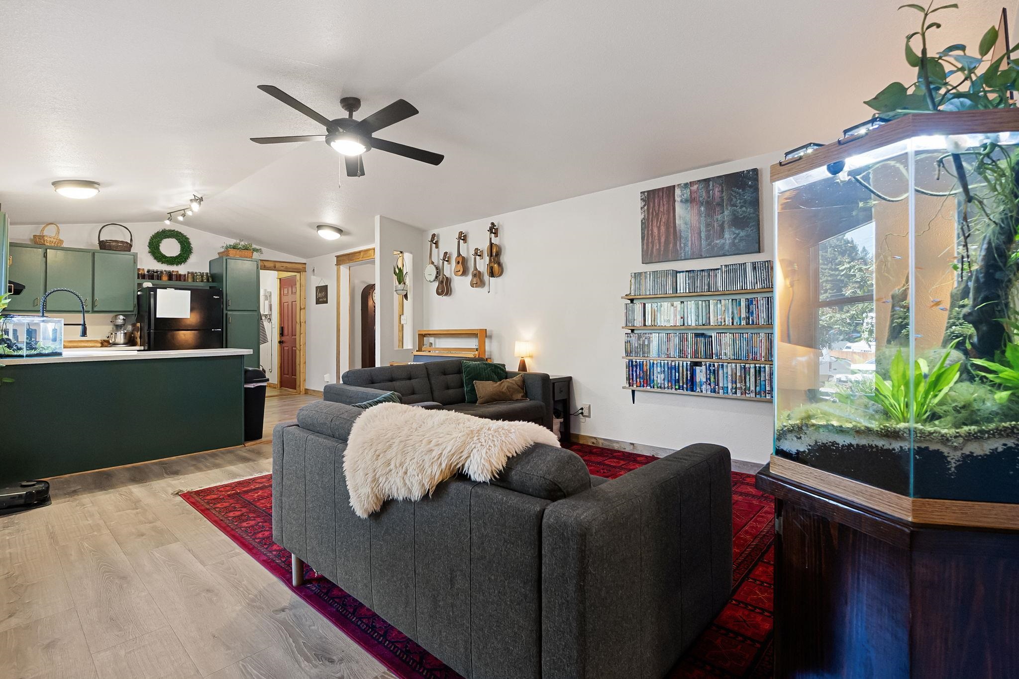 200 Tanglewood Lane