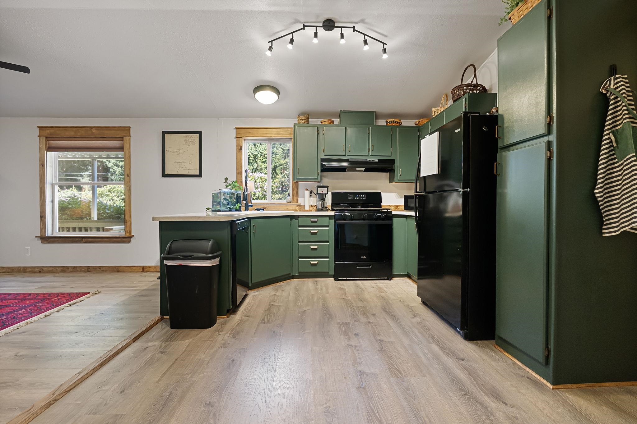 200 Tanglewood Lane